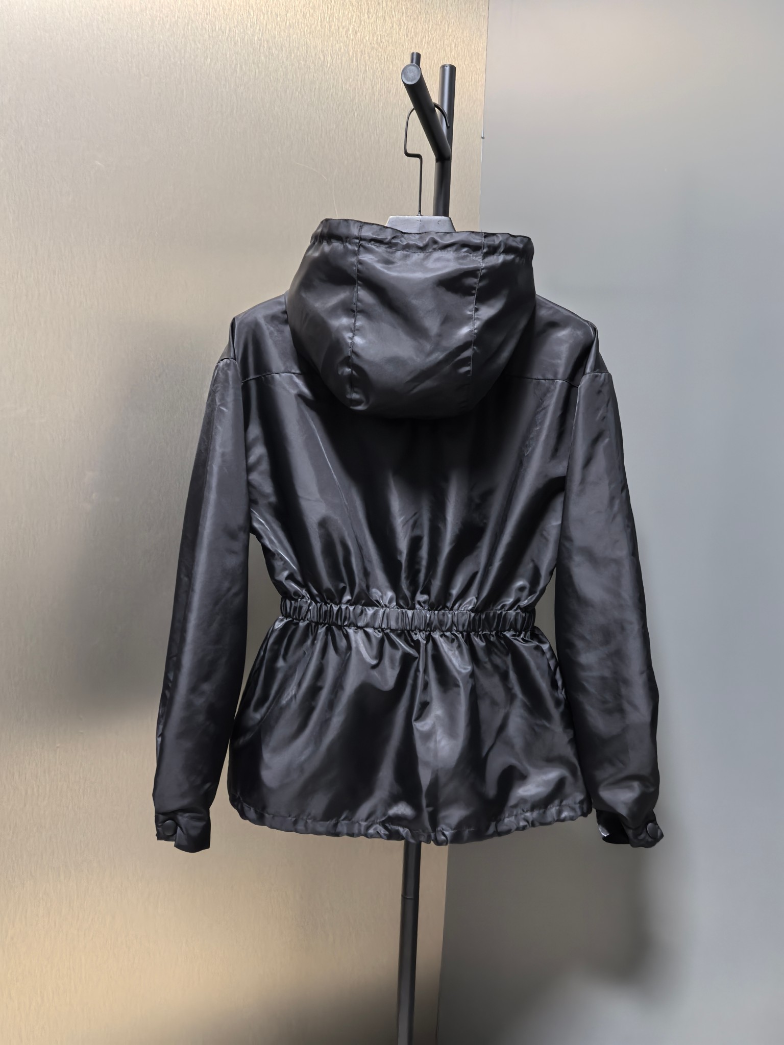 PRADA 프라다 바람막이 자켓 의류