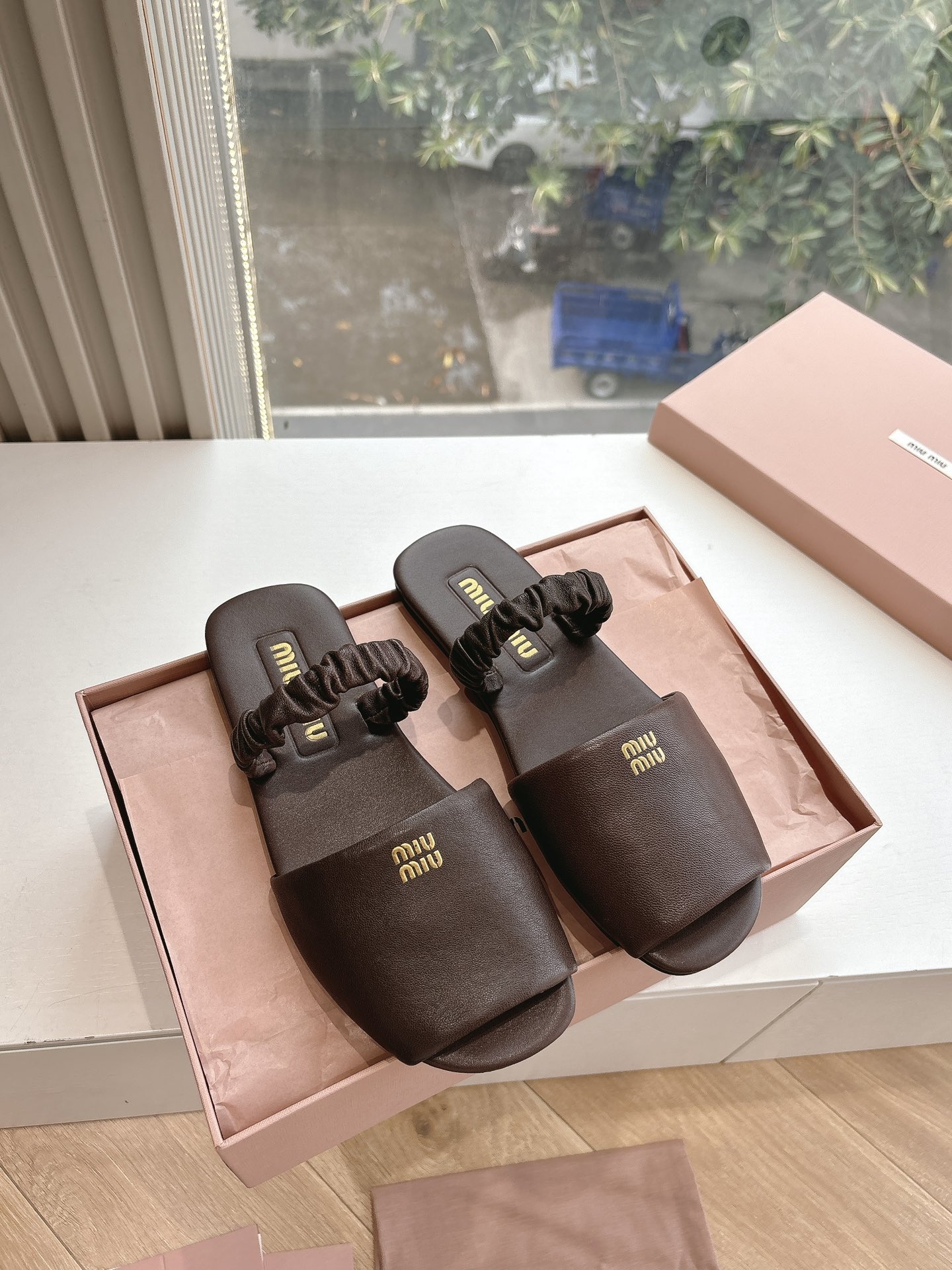 miumiu 미우미우 샌들 슬리퍼 신발