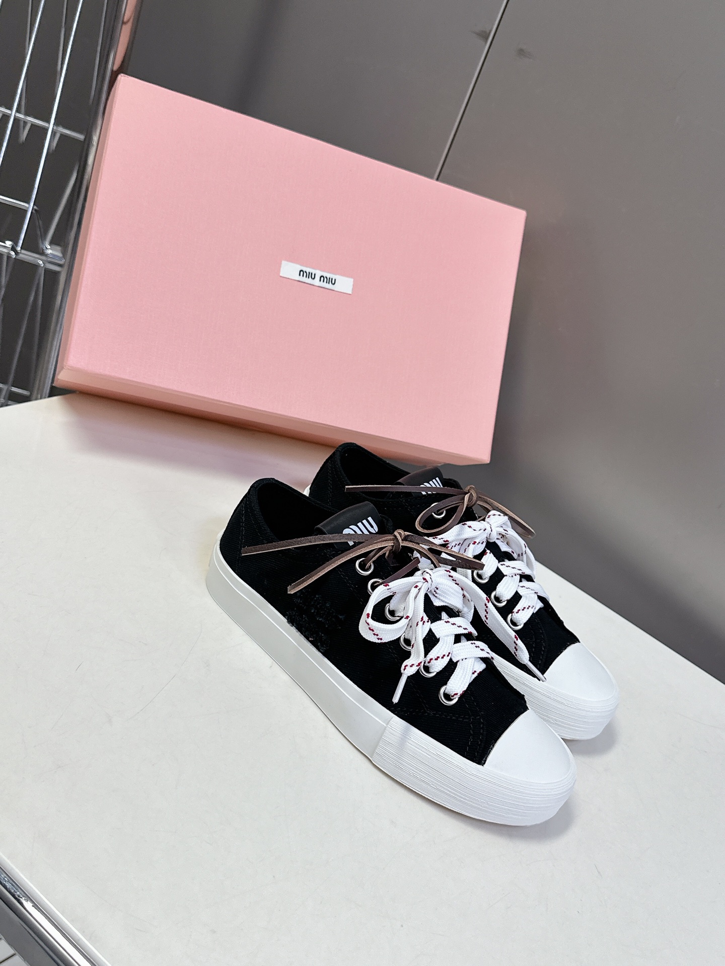 miumiu 미우미우 스니커즈 신발