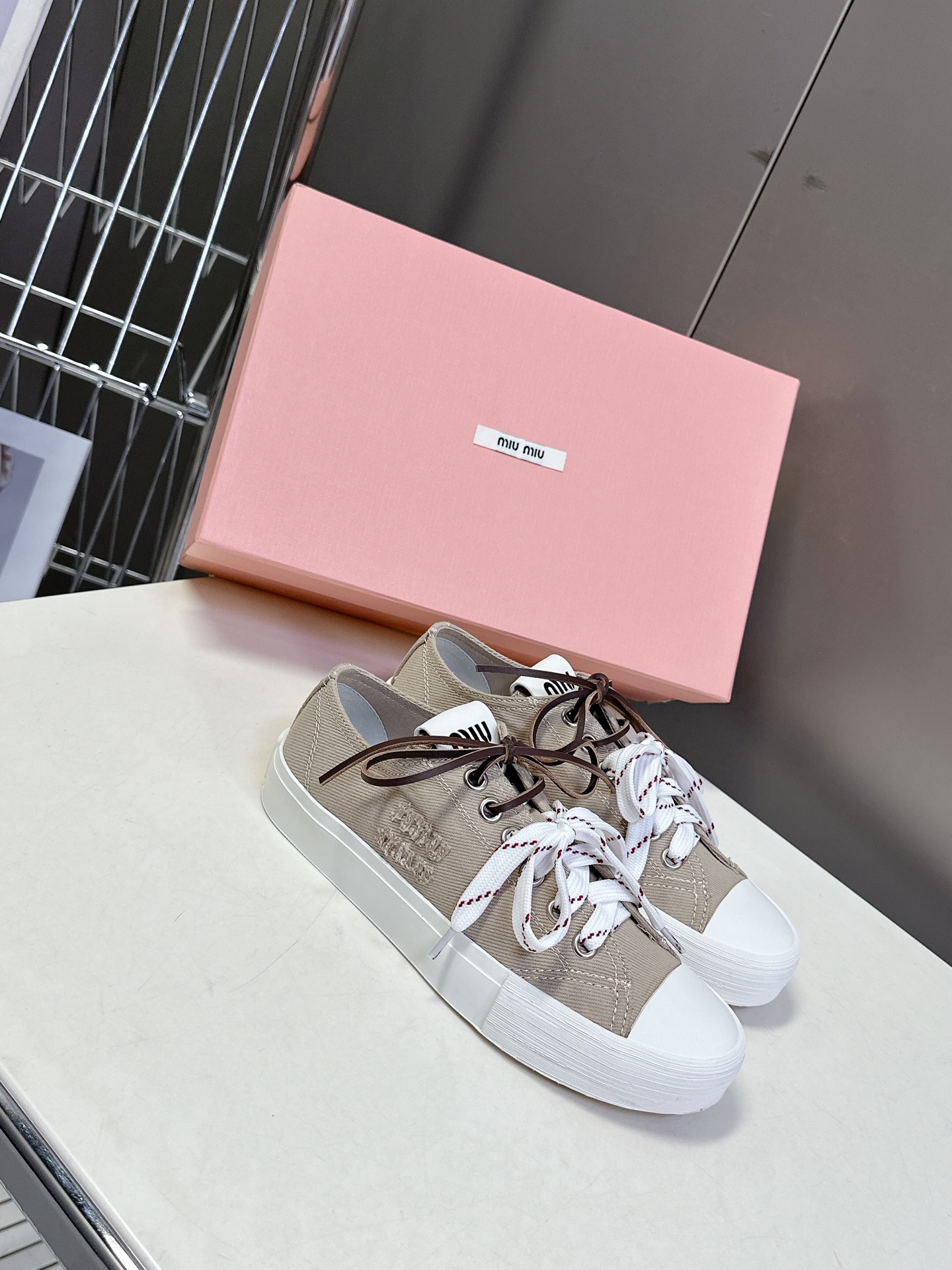 miumiu 미우미우 스니커즈 신발