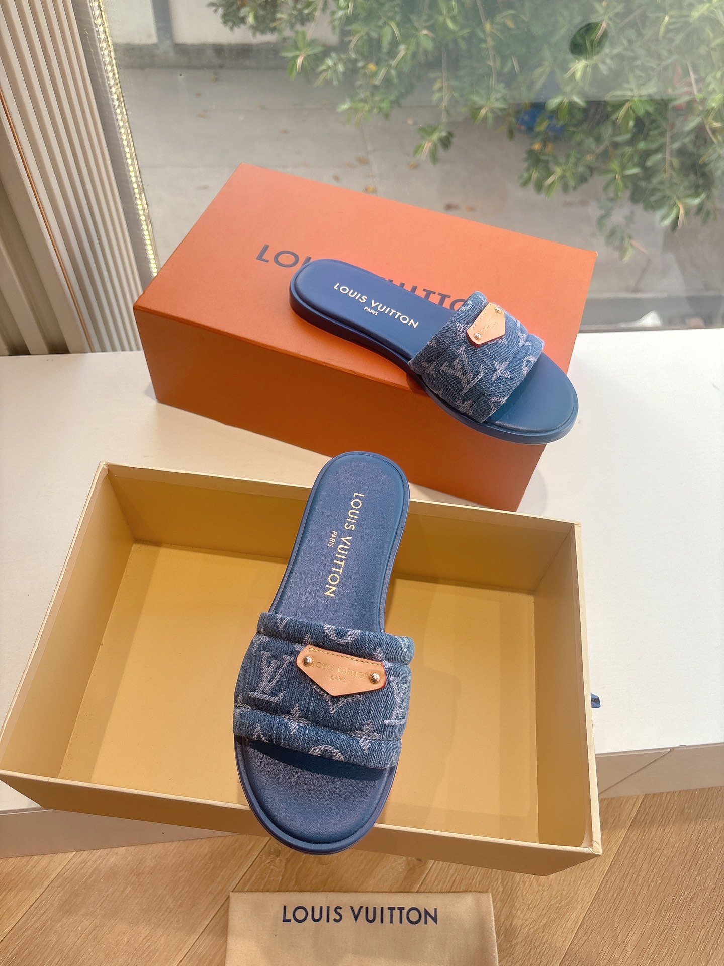 LV 루이비통 슬리퍼 플랫 샌들 신발