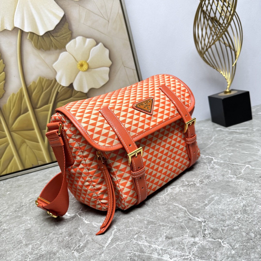 PRADA 프라다 메신저백 크로스백 가방