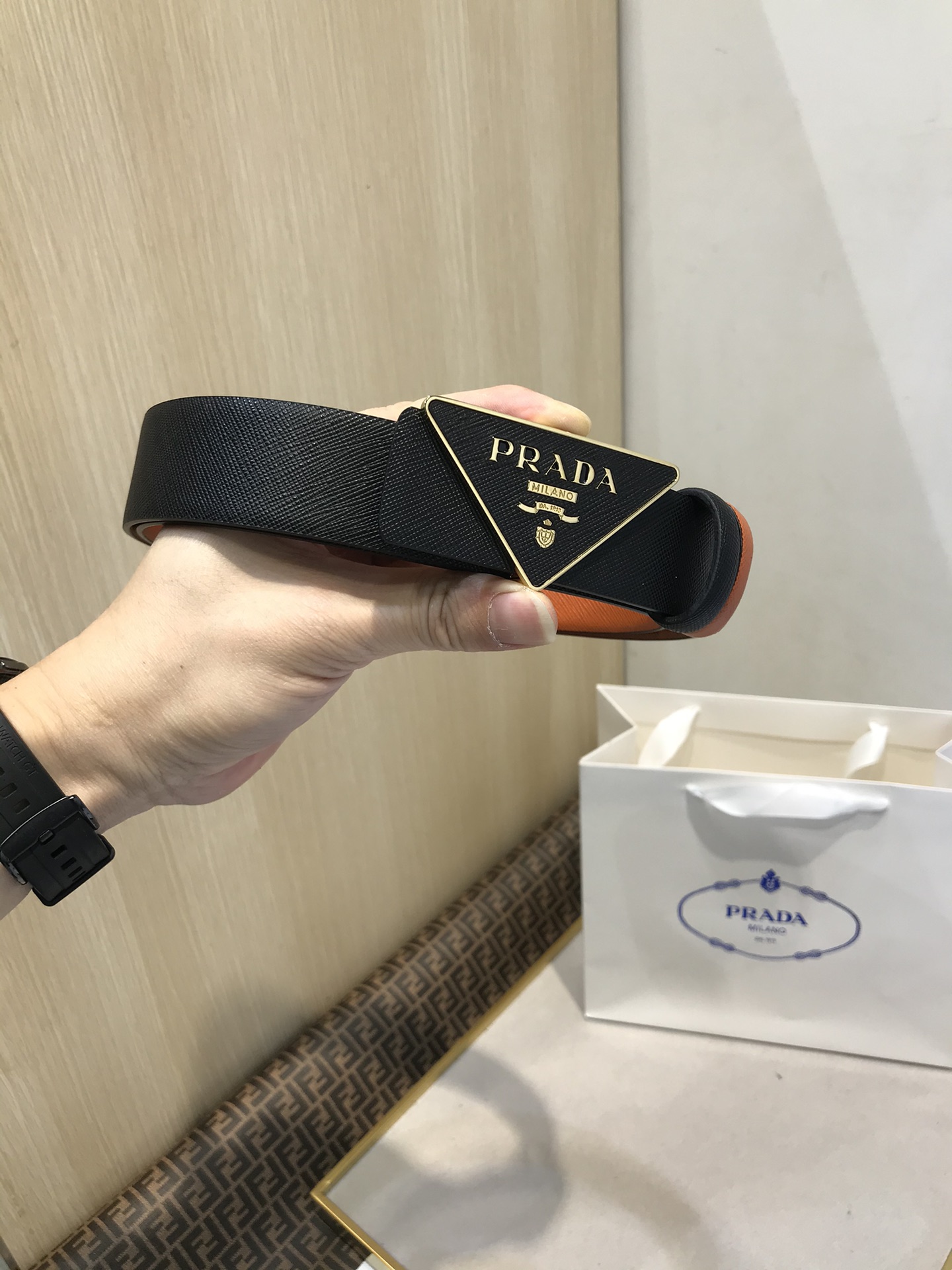 PRADA 프라다 벨트