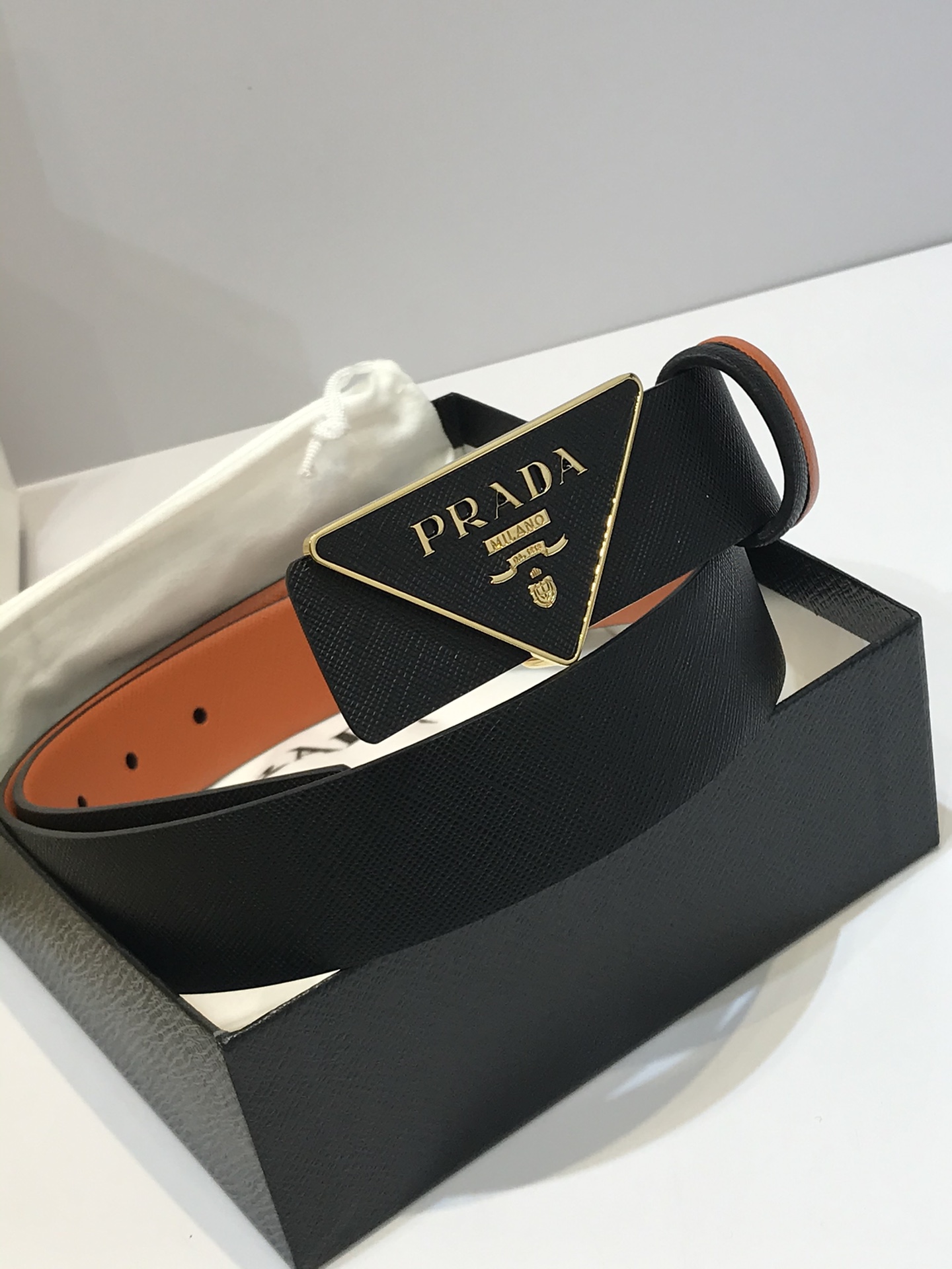 PRADA 프라다 벨트