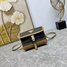 PRADA 프라다 미니 크로스백 가방