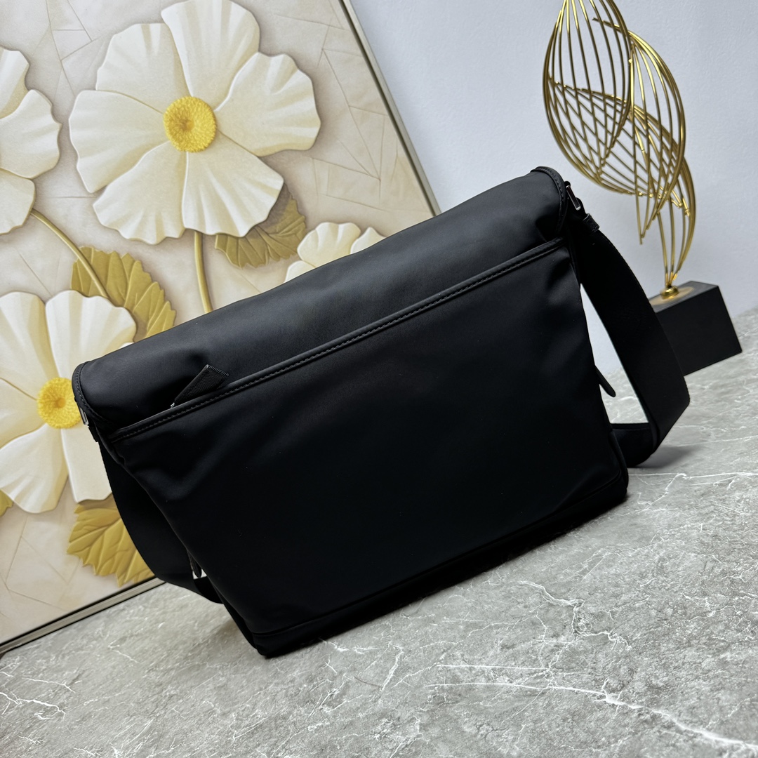 PRADA 프라다 크로스백 가방