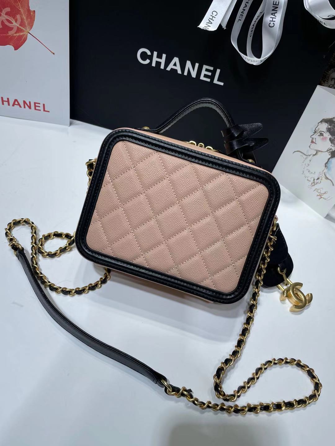Chanel 샤넬 사각 케이스 파우치 가방