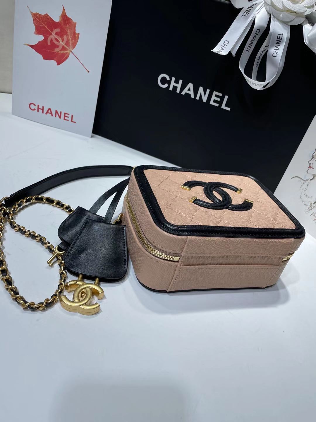 Chanel 샤넬 사각 케이스 파우치 가방