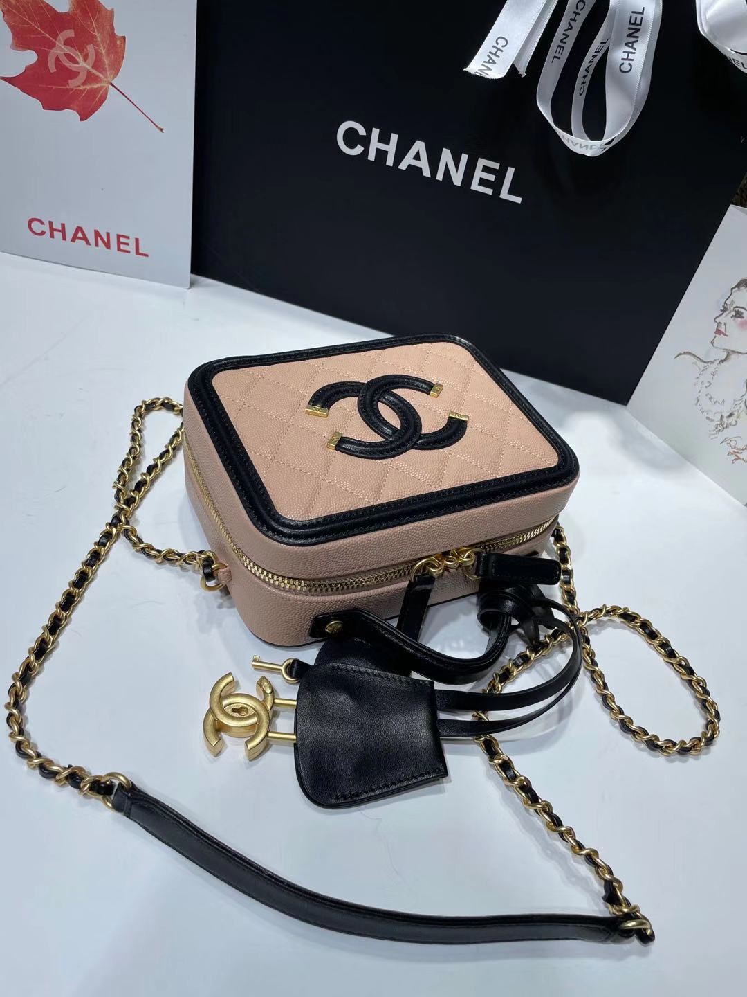 Chanel 샤넬 사각 케이스 파우치 가방