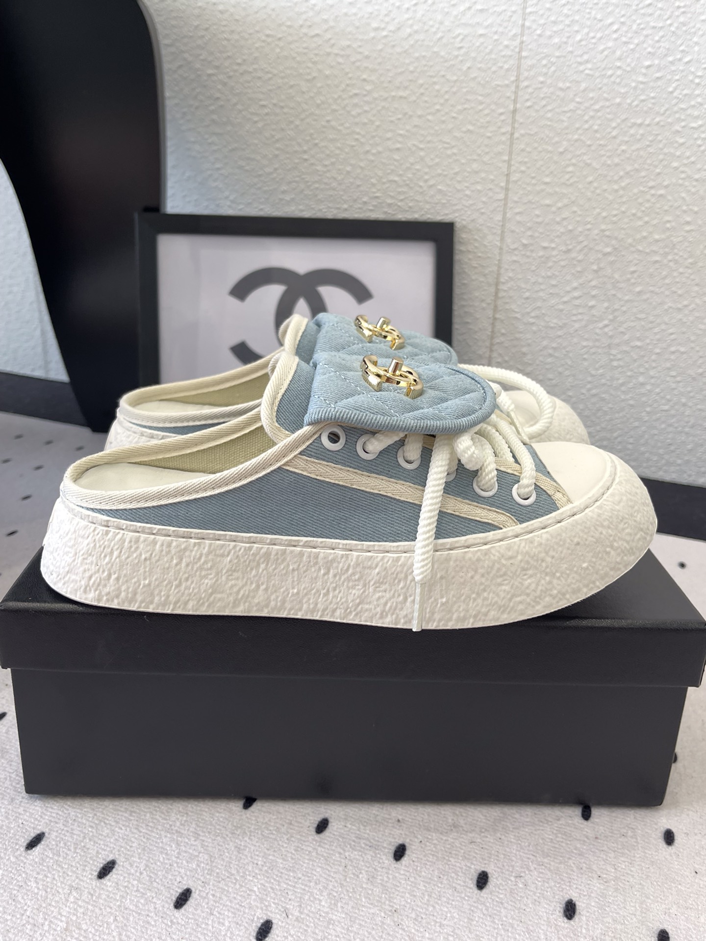 CHANEL 샤넬 세미 슬리퍼 뮬 신발