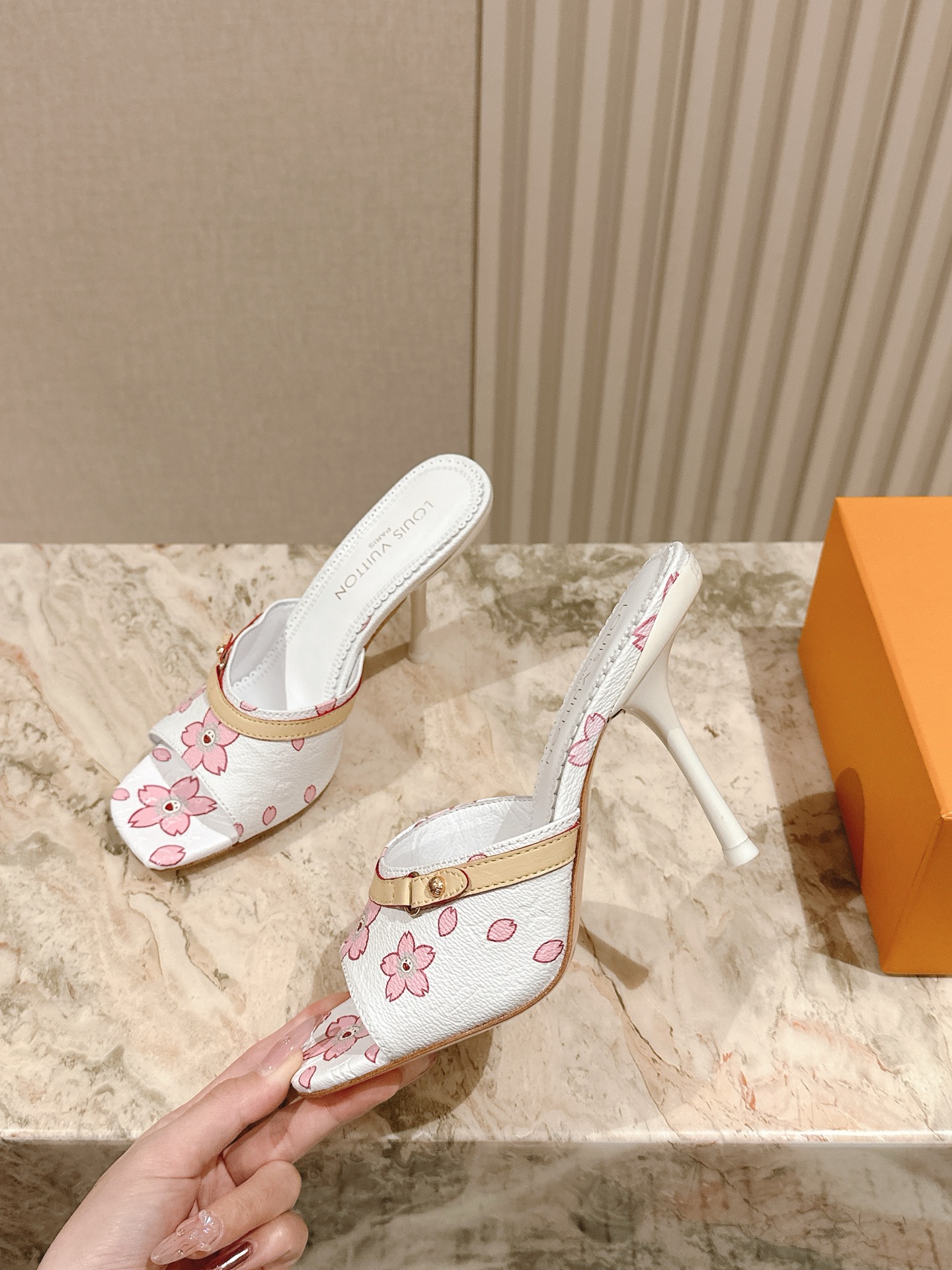 LV 루이비통 샌들 슬리퍼 신발