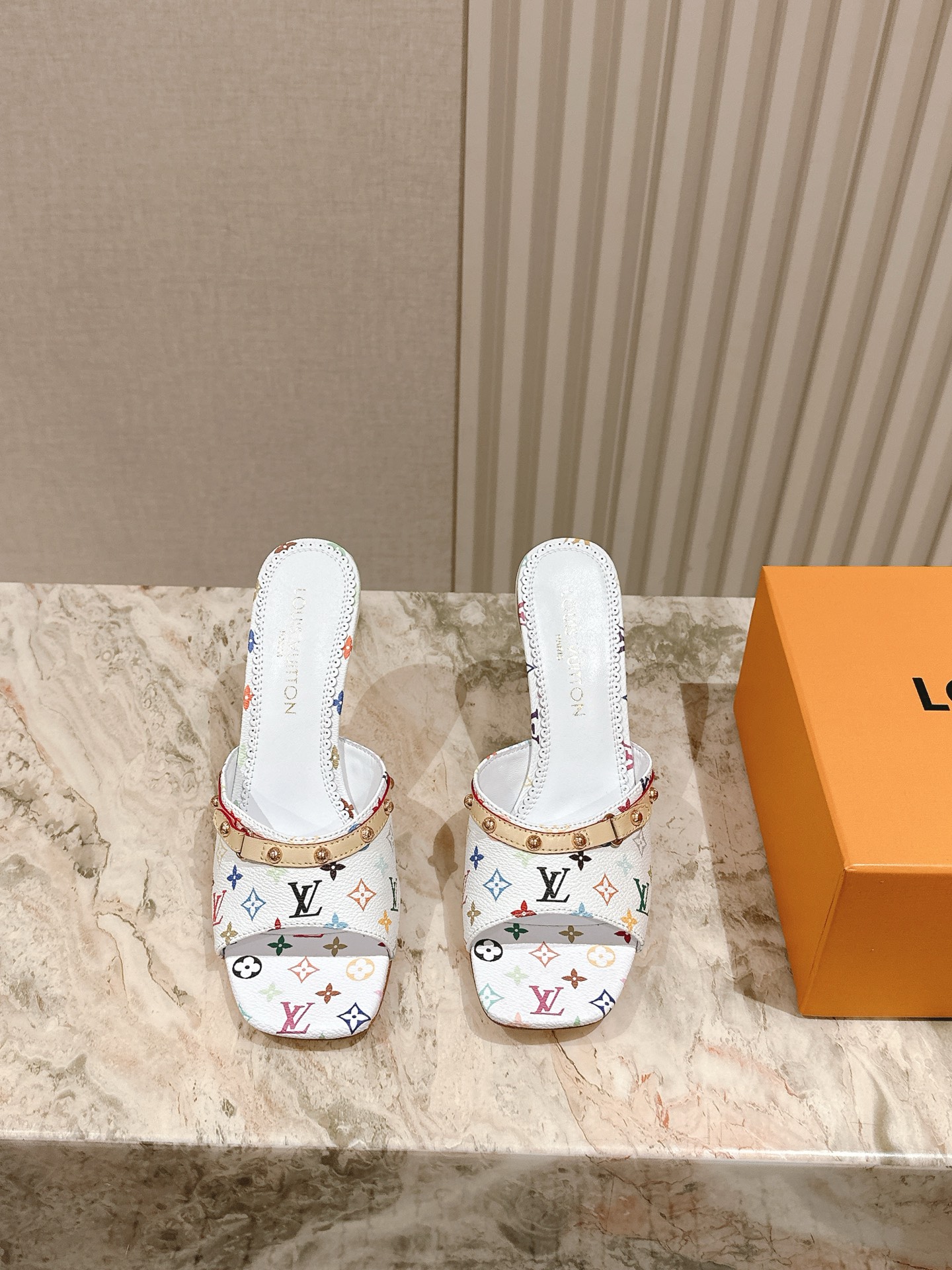 LV 루이비통 샌들 슬리퍼 신발