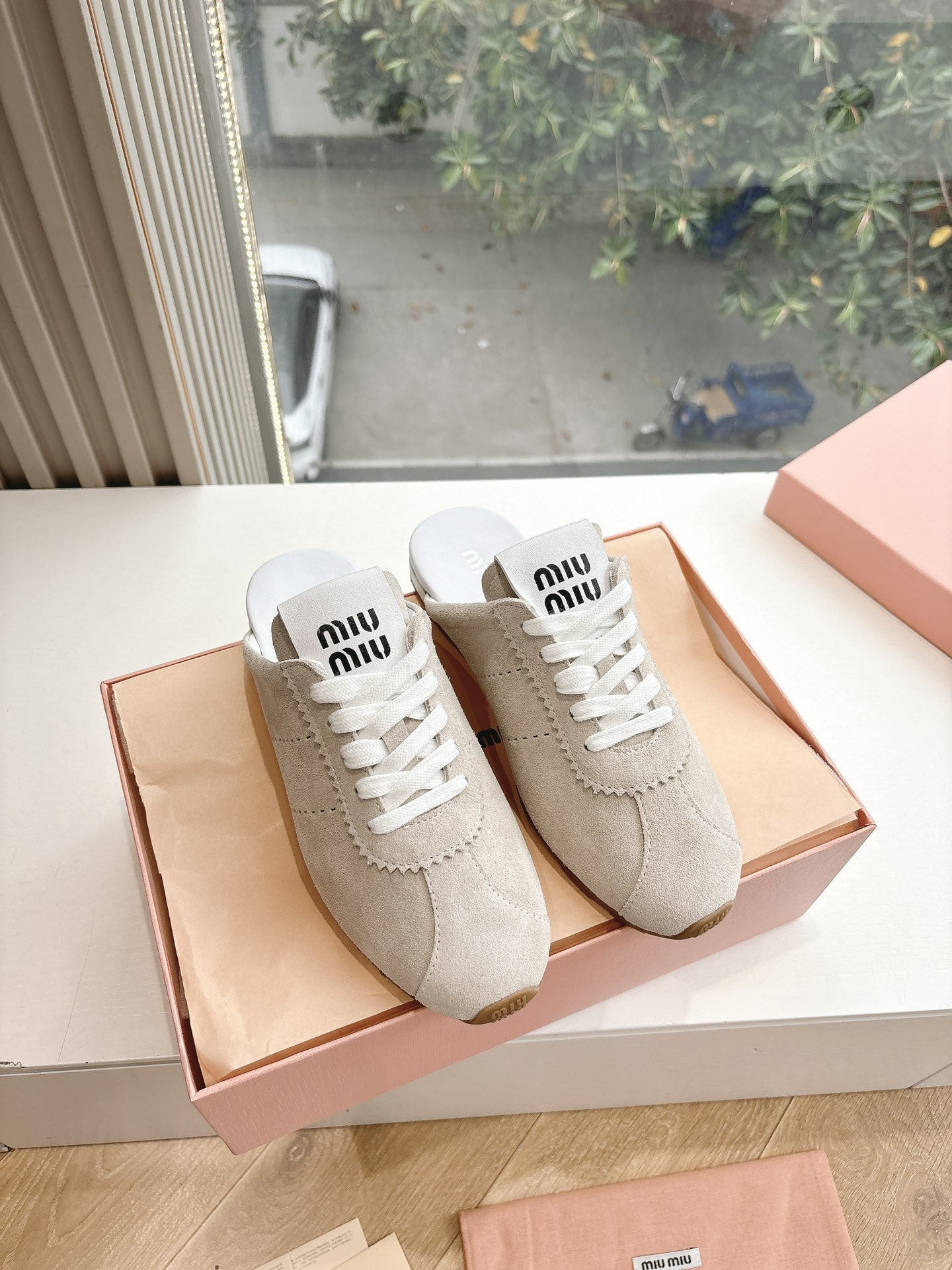 miumiu 미우미우 뮬 스니커즈 신발