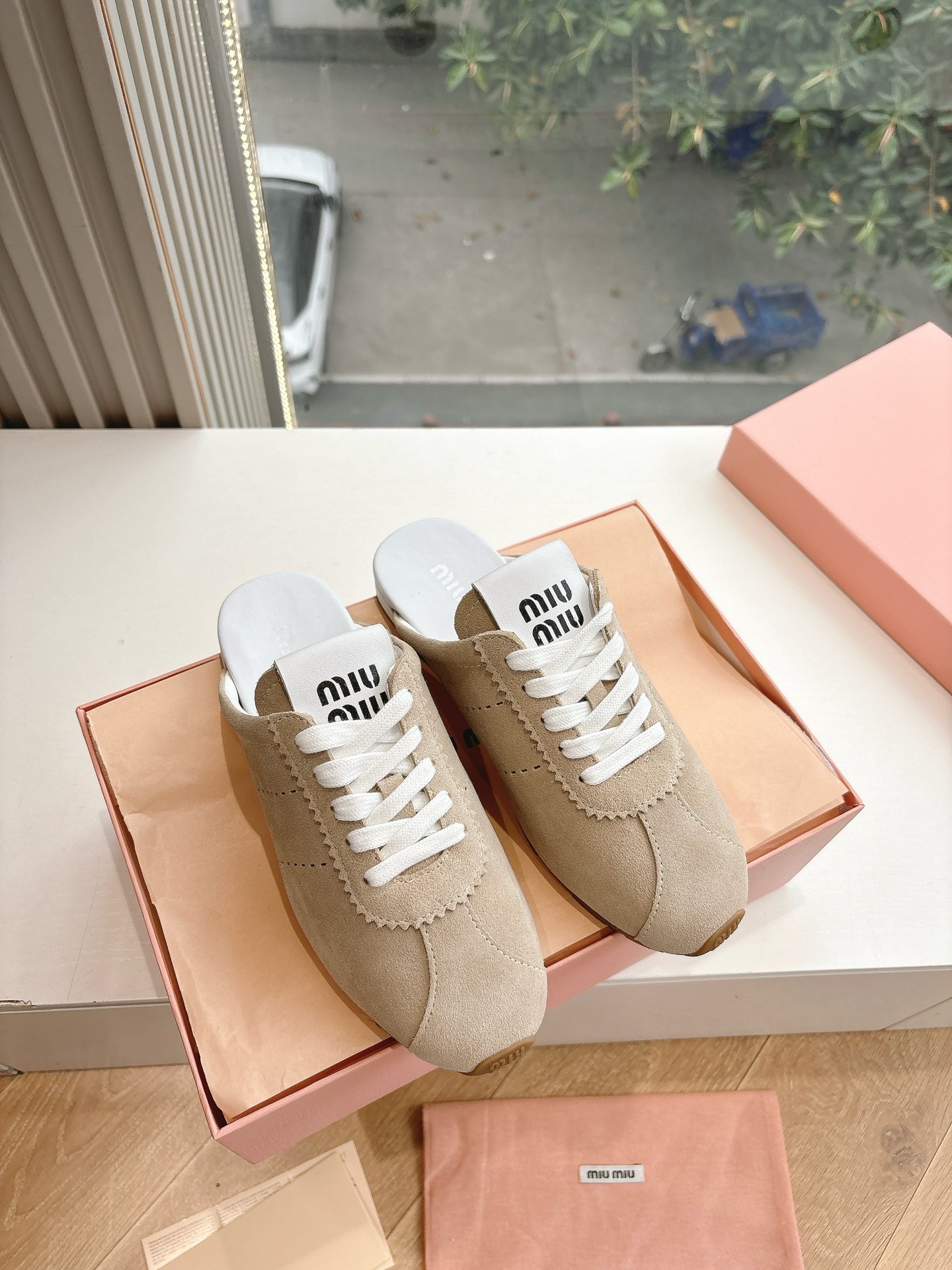 miumiu 미우미우 뮬 스니커즈 신발