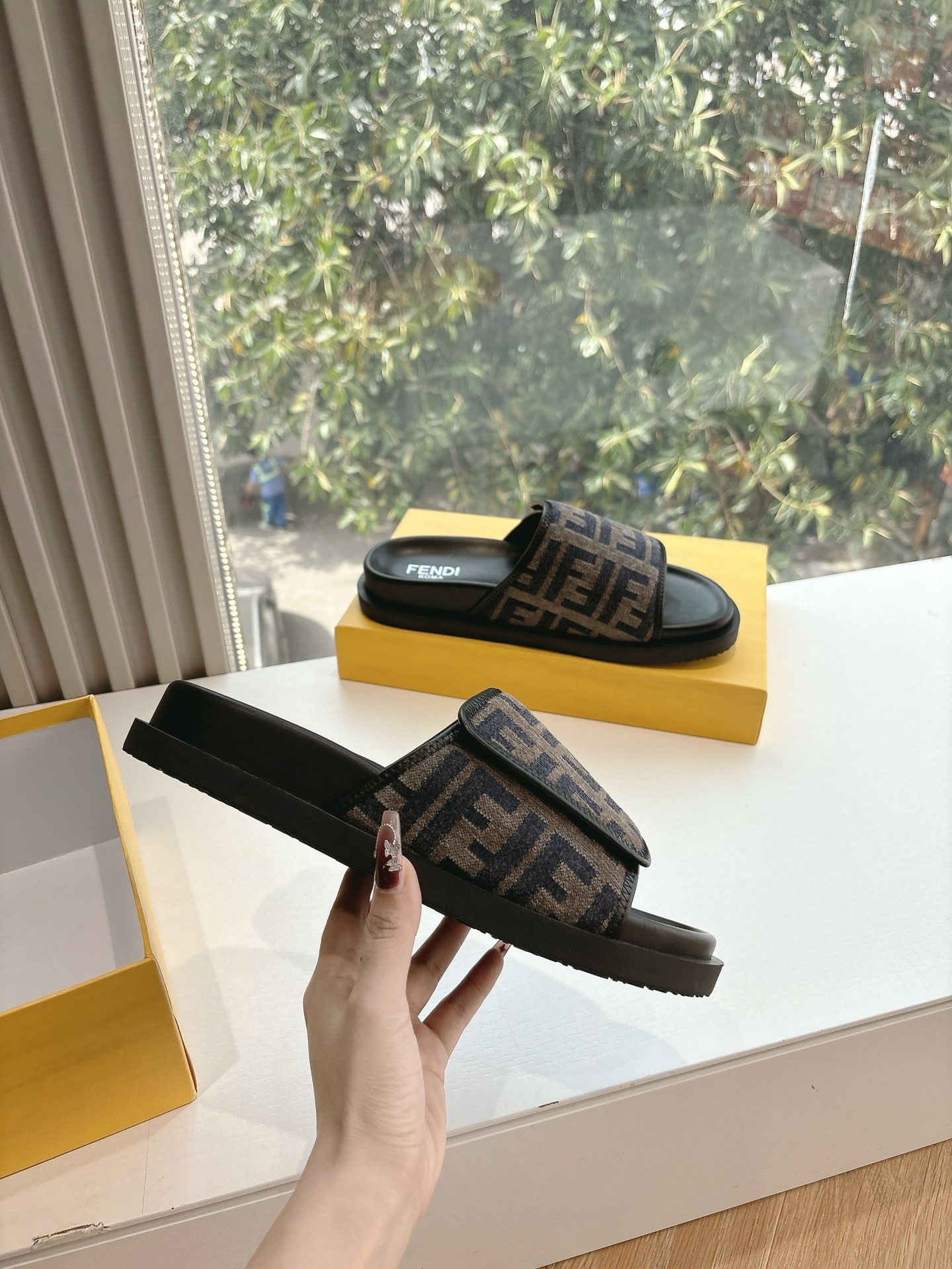 Fendi 펜디 샌들 슬리퍼 신발