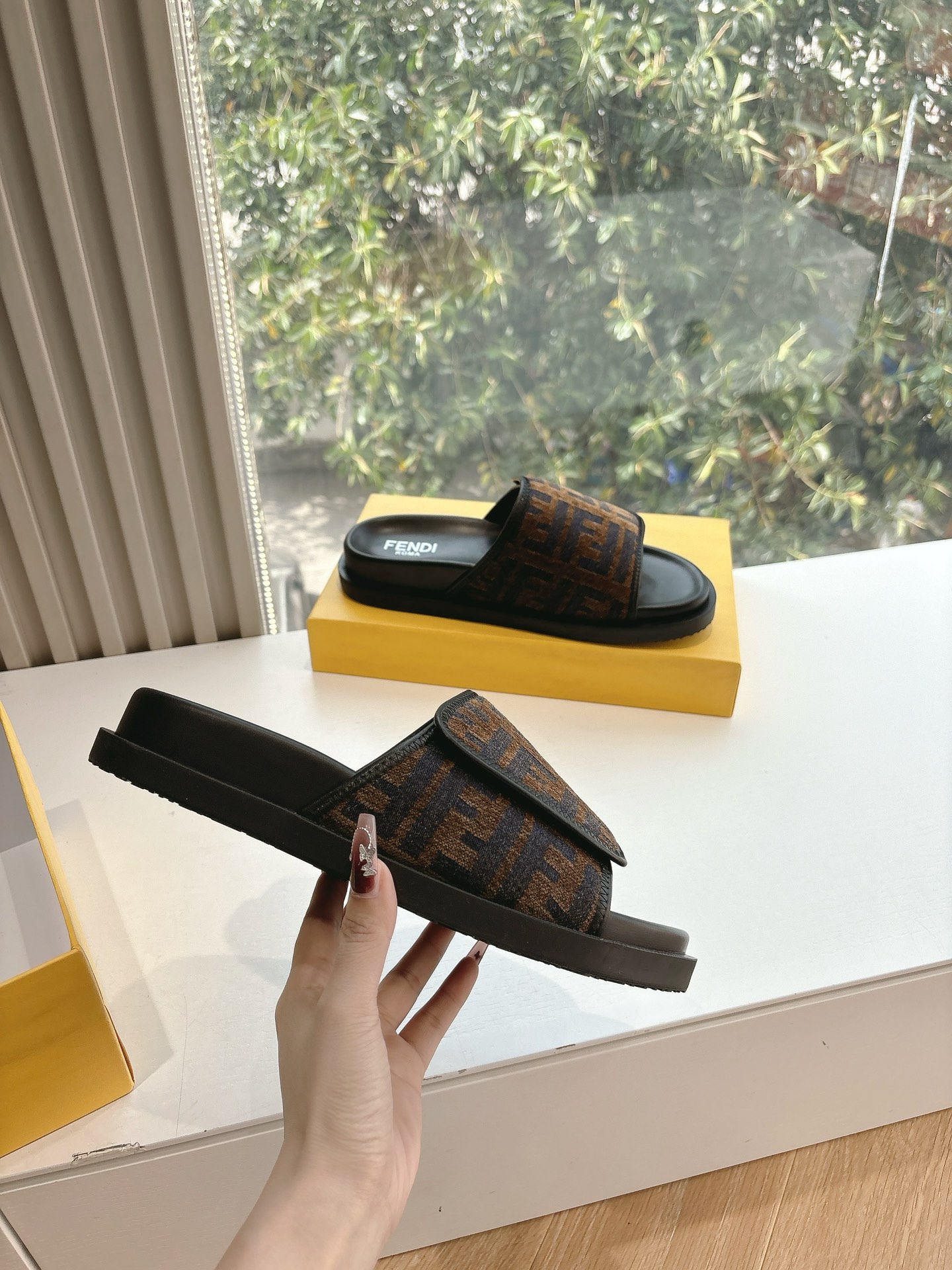 Fendi 펜디 샌들 슬리퍼 신발
