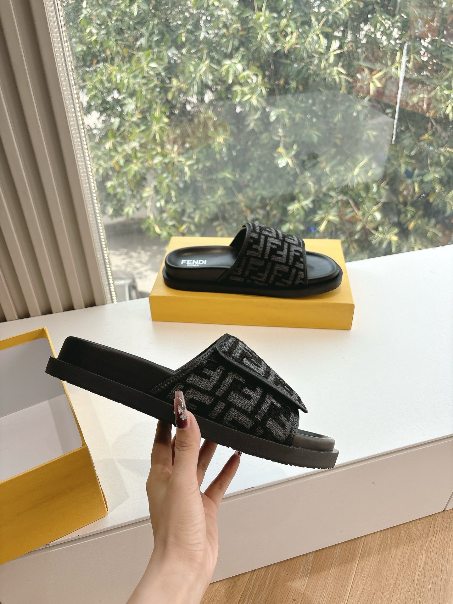 Fendi 펜디 샌들 슬리퍼 신발