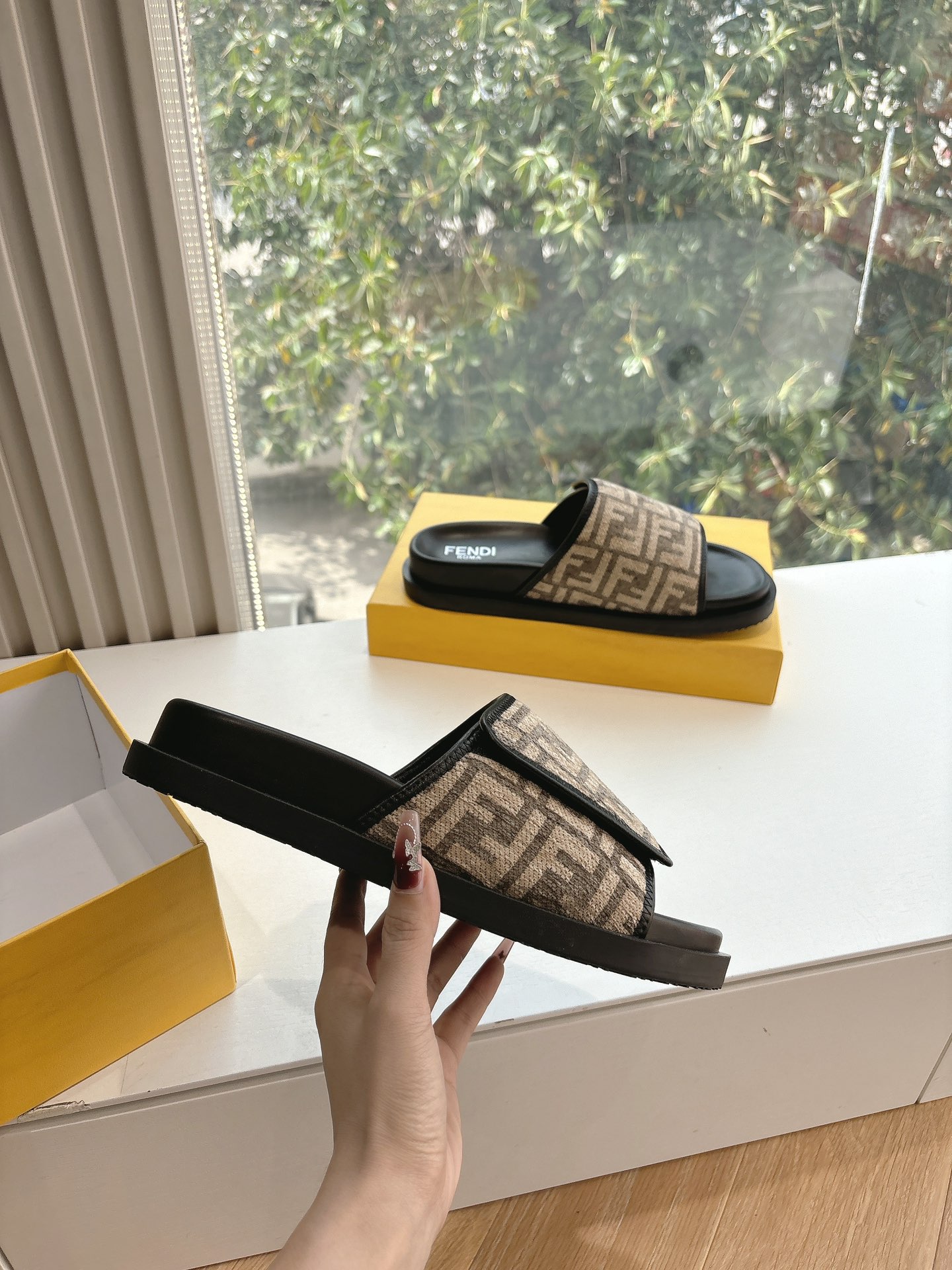 Fendi 펜디 샌들 슬리퍼 신발