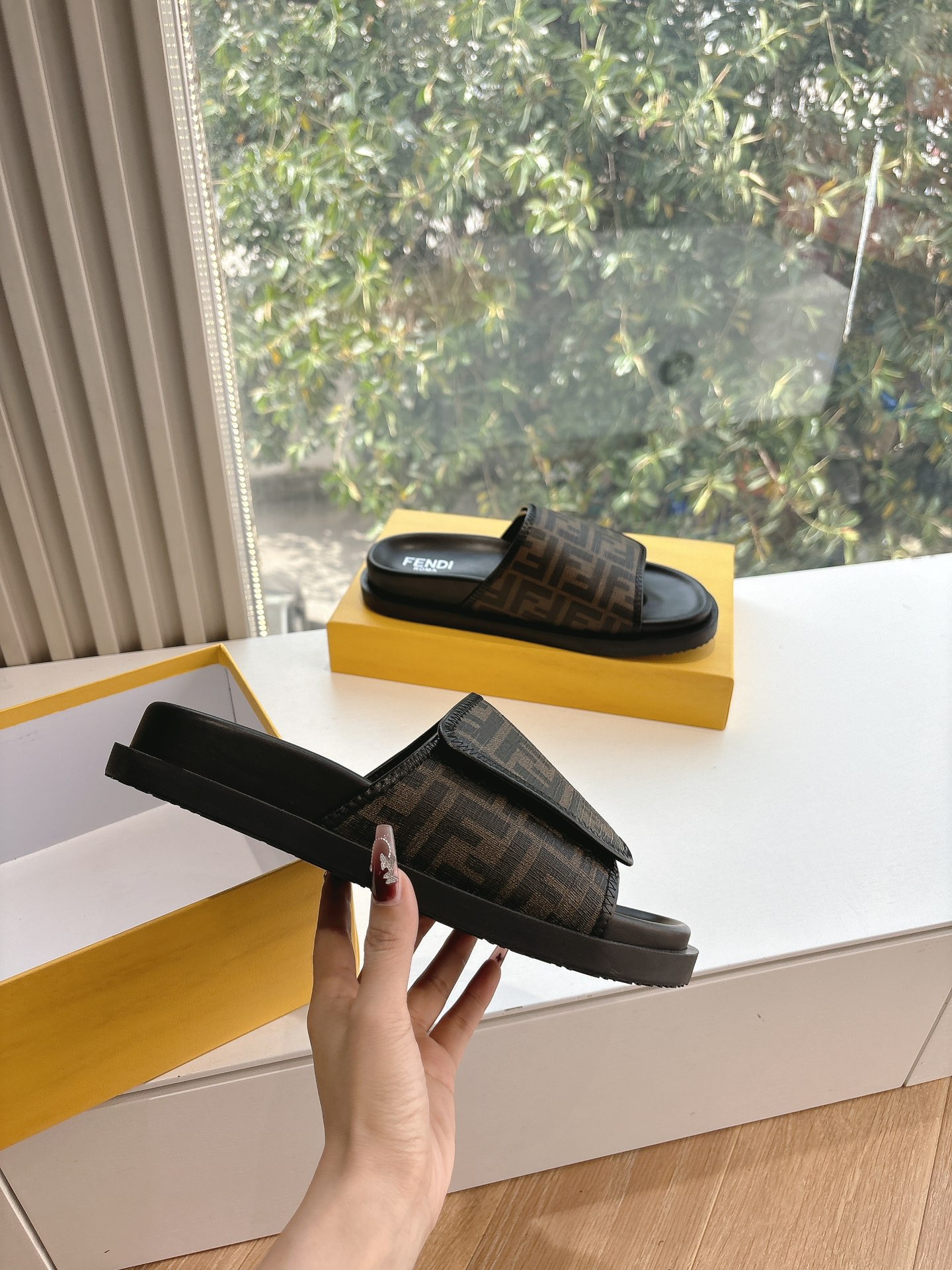 Fendi 펜디 샌들 슬리퍼 신발