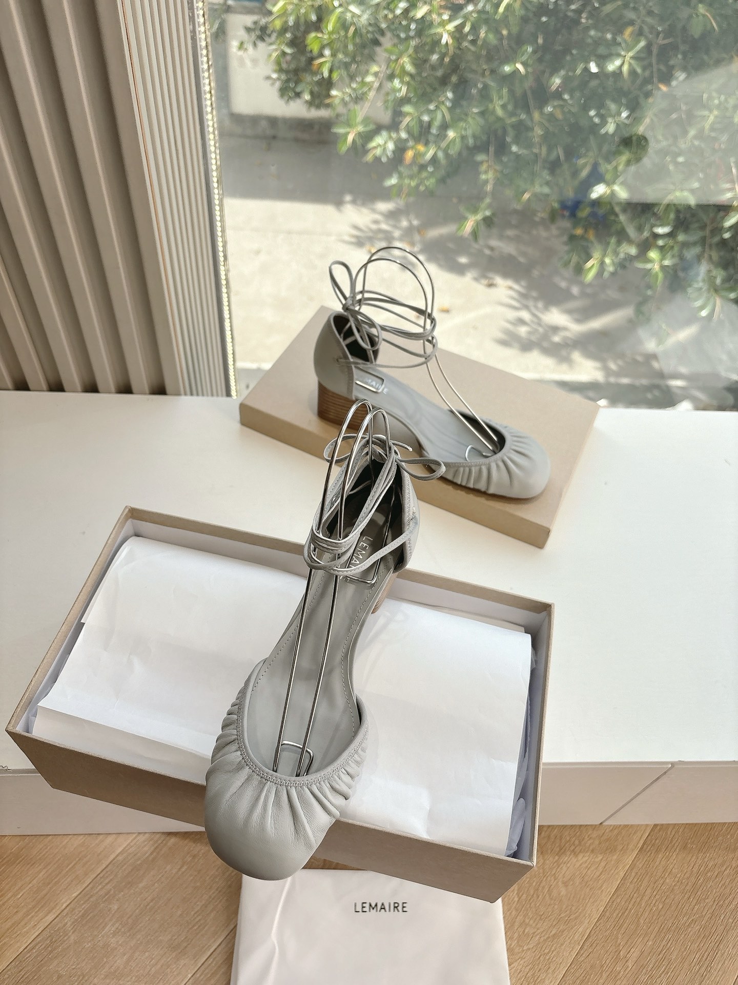 LEMAIRE 르메르 통굽 샌들 신발