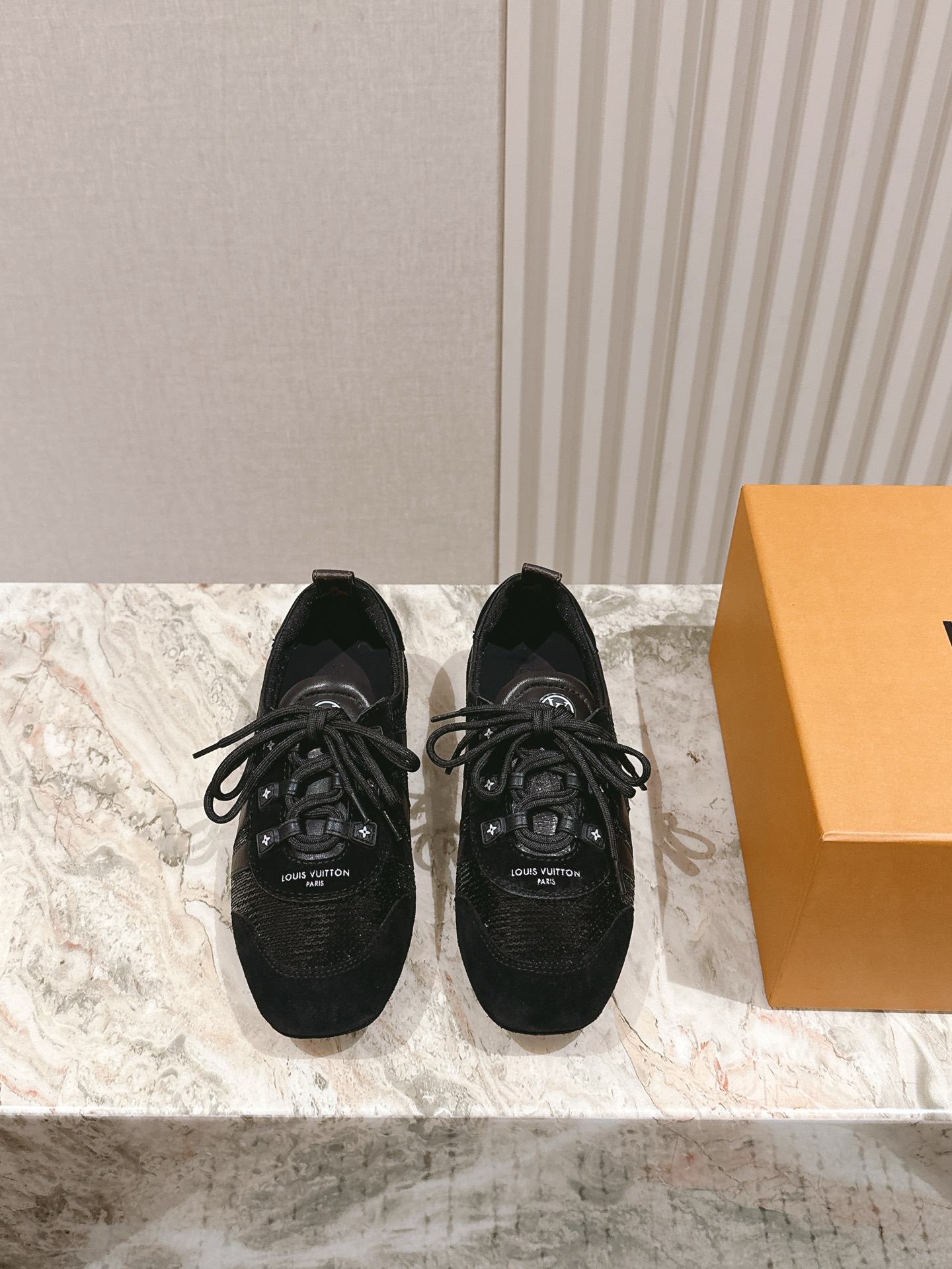 LV 루이비통 스니커즈 신발