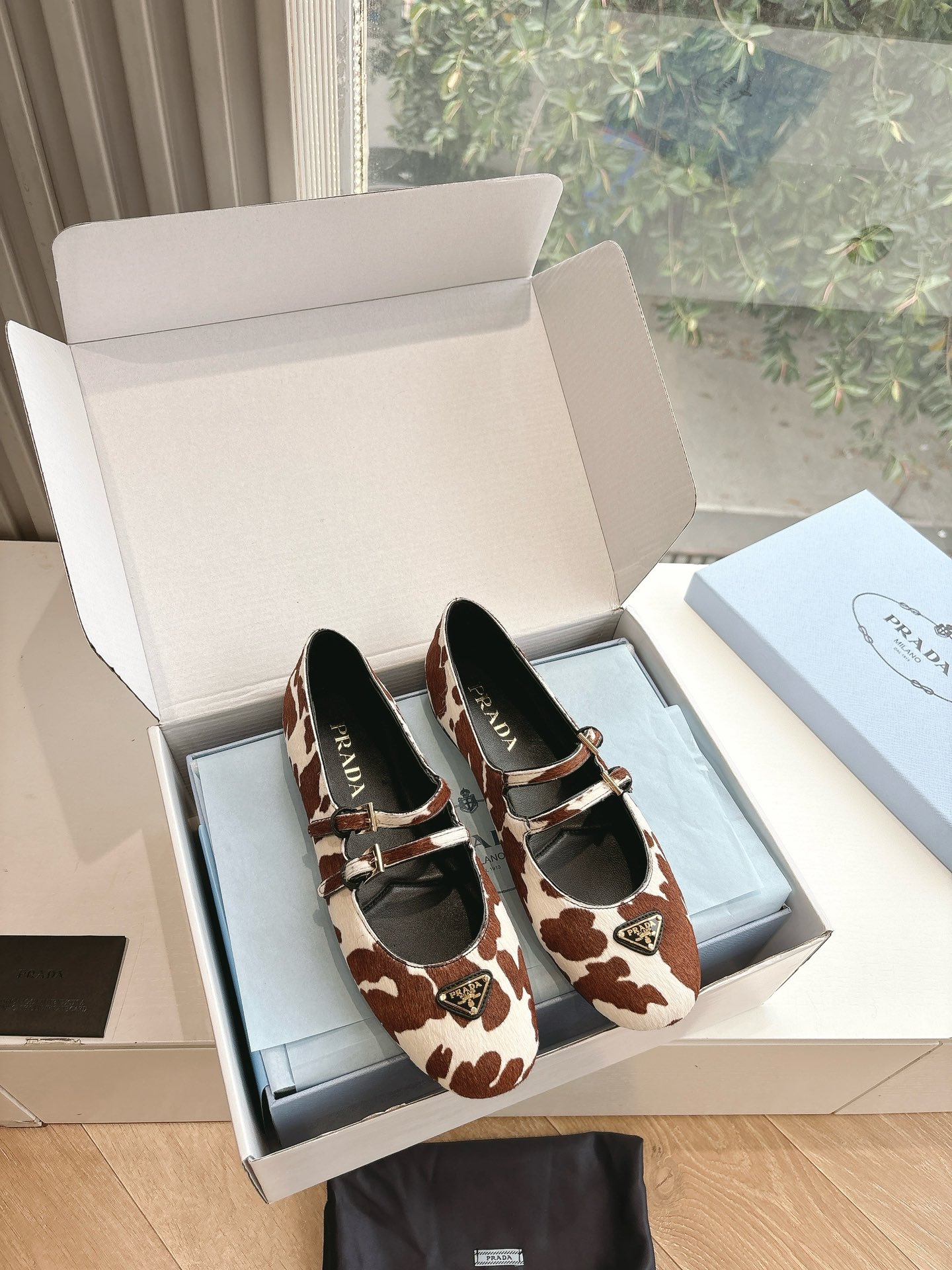 PRADA 프라다 플랫 슈즈 단화 신발