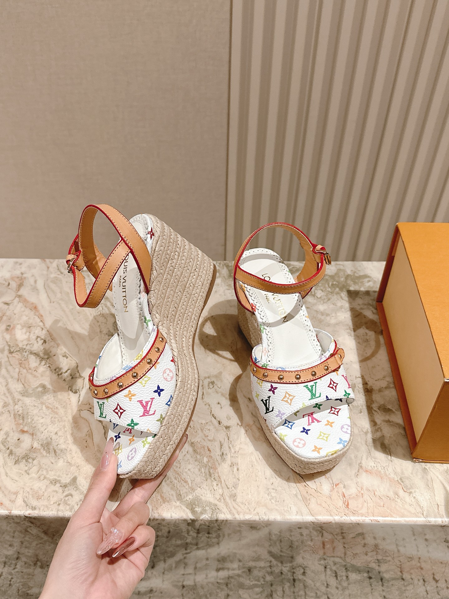 LV 루이비통 통굽 샌들 슬리퍼 신발