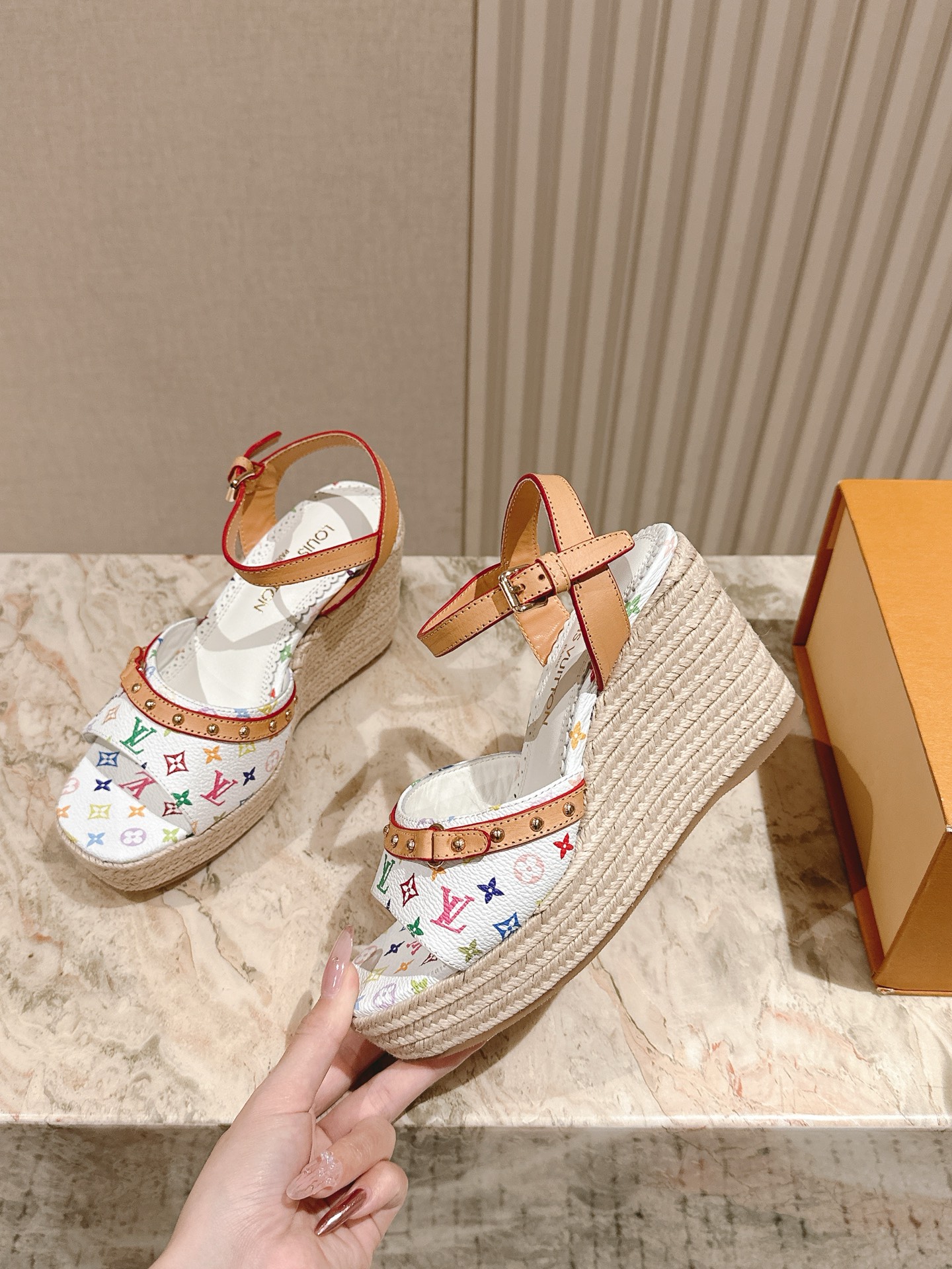 LV 루이비통 통굽 샌들 슬리퍼 신발