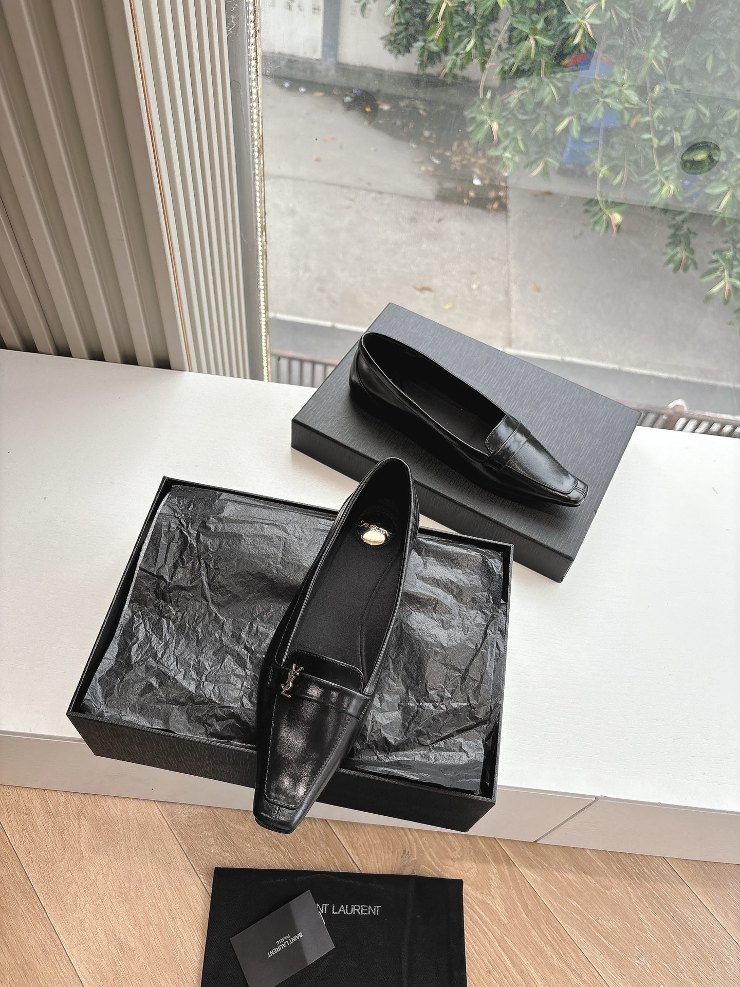 YSL 생로랑 메리제인 로퍼 플랫 구두 신발