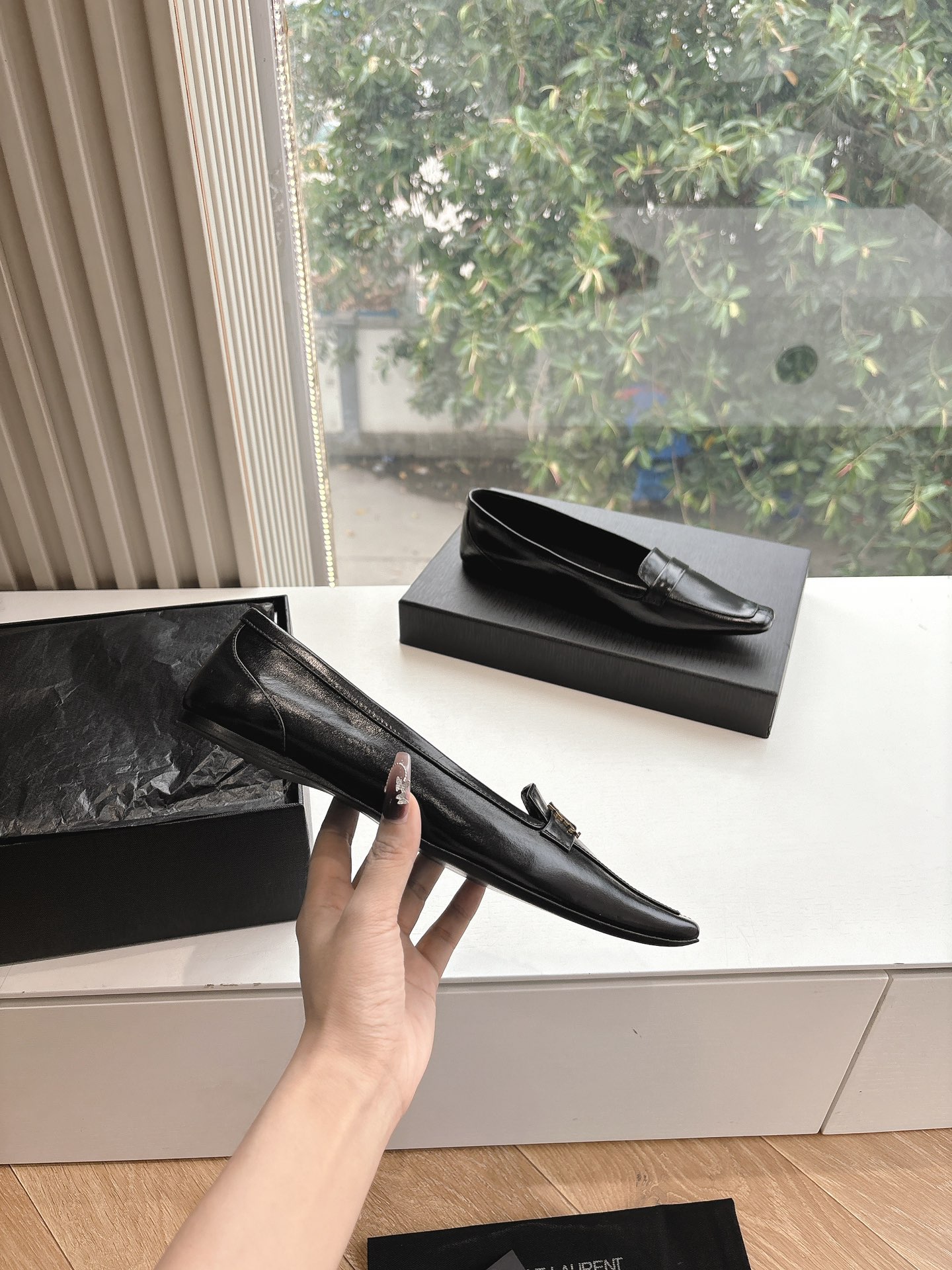 YSL 생로랑 메리제인 로퍼 플랫 구두 신발