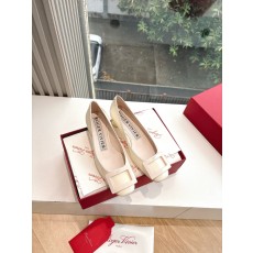 Roger Vivier RV 로저 비비에 플랫슈즈 통굽 구두 단화 신발