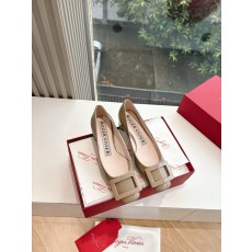 Roger Vivier RV 로저 비비에 플랫슈즈 통굽 구두 단화 신발