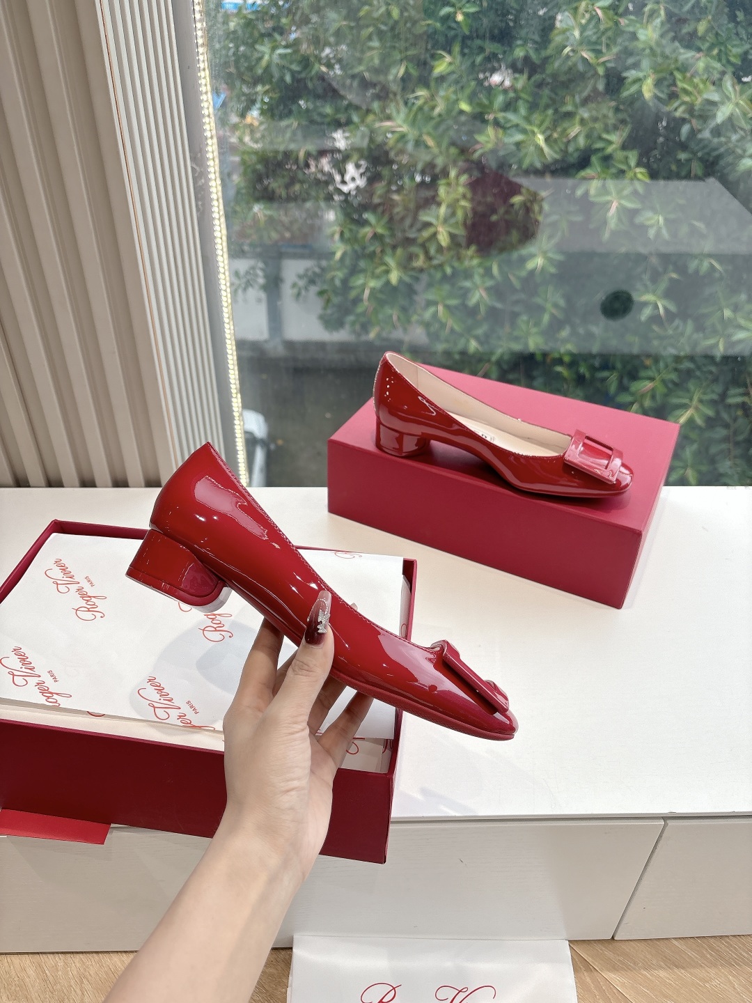 Roger Vivier RV 로저 비비에 플랫슈즈 통굽 구두 단화 신발