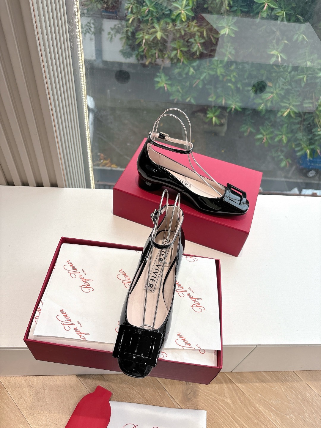 Roger Vivier RV 로저 비비에 플랫슈즈 통굽 구두 단화 신발