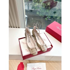 Roger Vivier RV 로저 비비에 플랫슈즈 통굽 구두 단화 신발