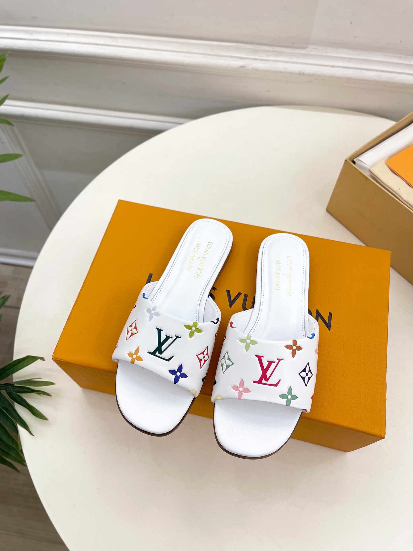LV 루이비통 플랫 샌들 슬리퍼 신발