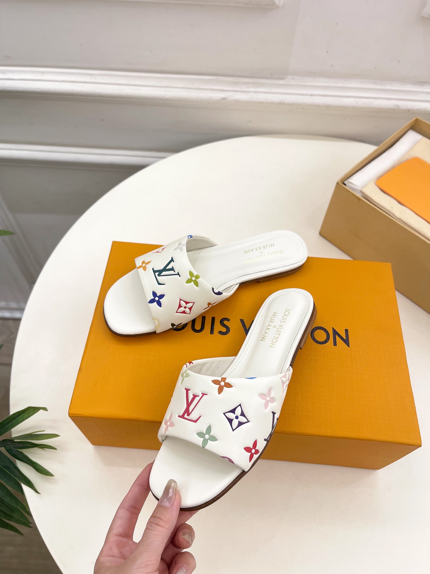 LV 루이비통 플랫 샌들 슬리퍼 신발