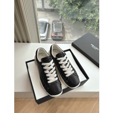 PRADA 프라다 스니커즈 트레이닝화 신발