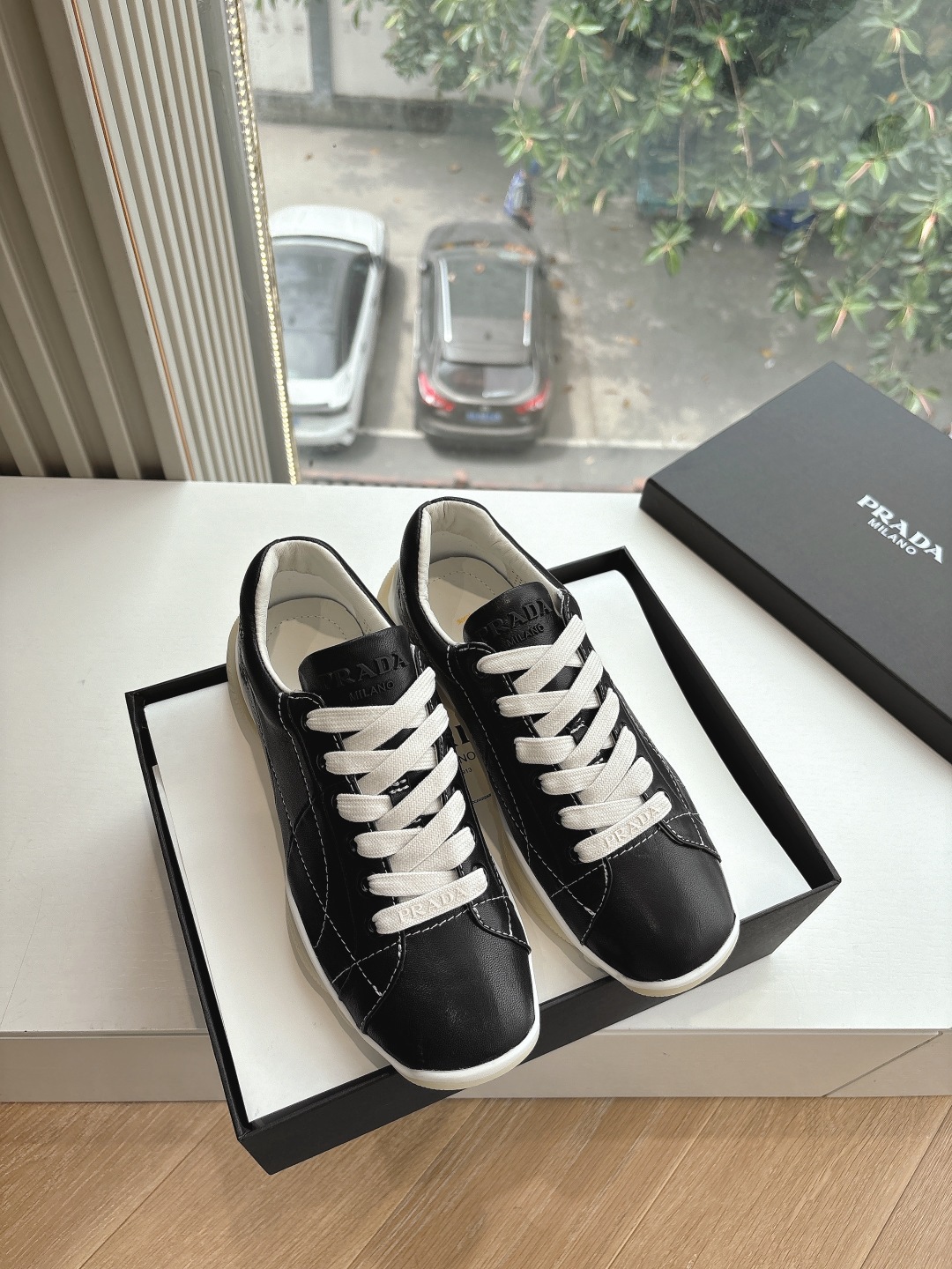 PRADA 프라다 스니커즈 트레이닝화 신발