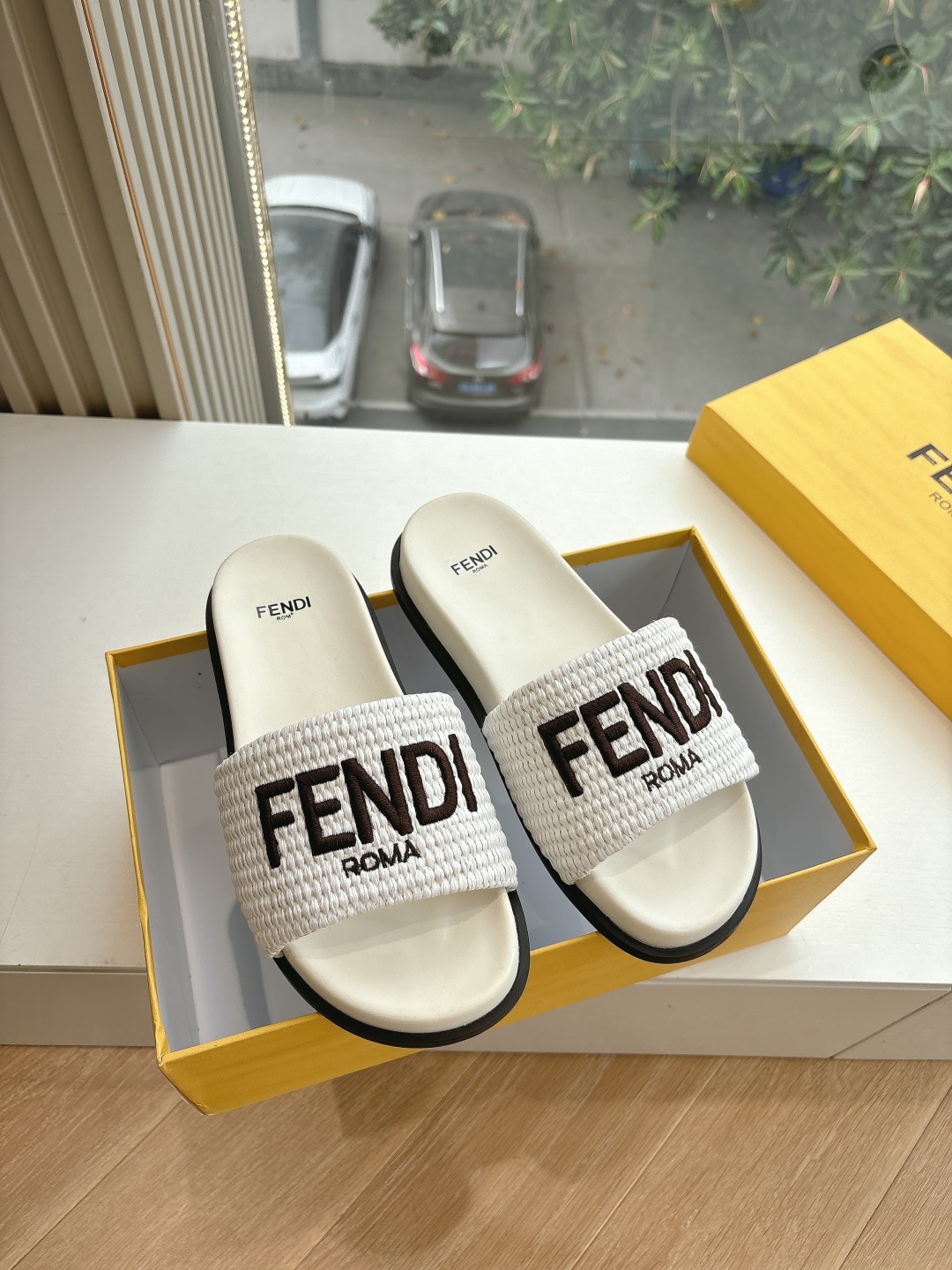 Fendi 펜디 슬리퍼 샌들 신발
