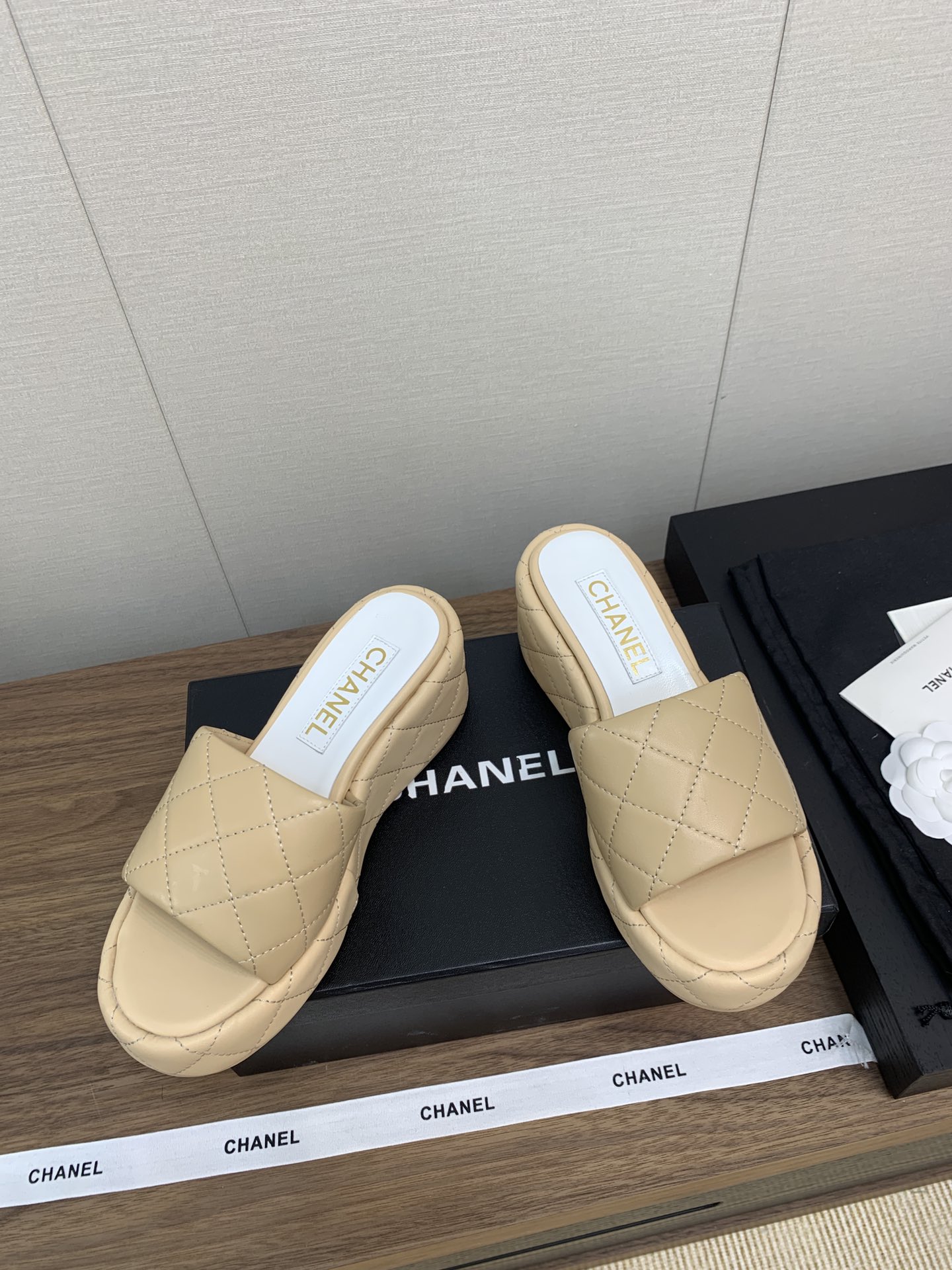 CHANEL 샤넬 통굽 슬리퍼 샌들 신발