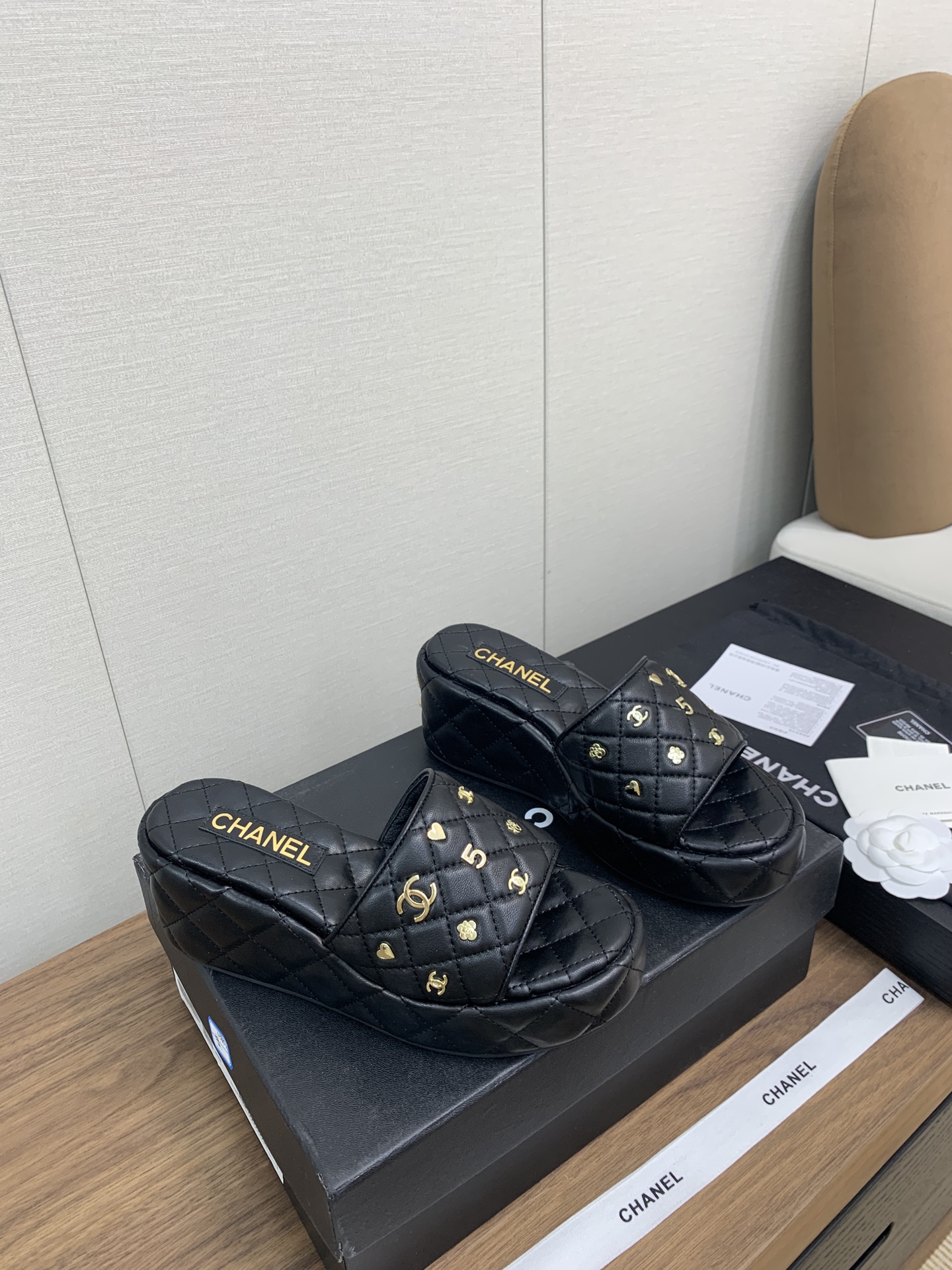 CHANEL 샤넬 통굽 슬리퍼 샌들 신발