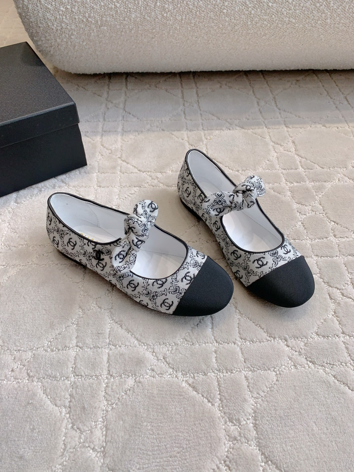 CHANEL 샤넬 플랫 슈즈 단화 신발