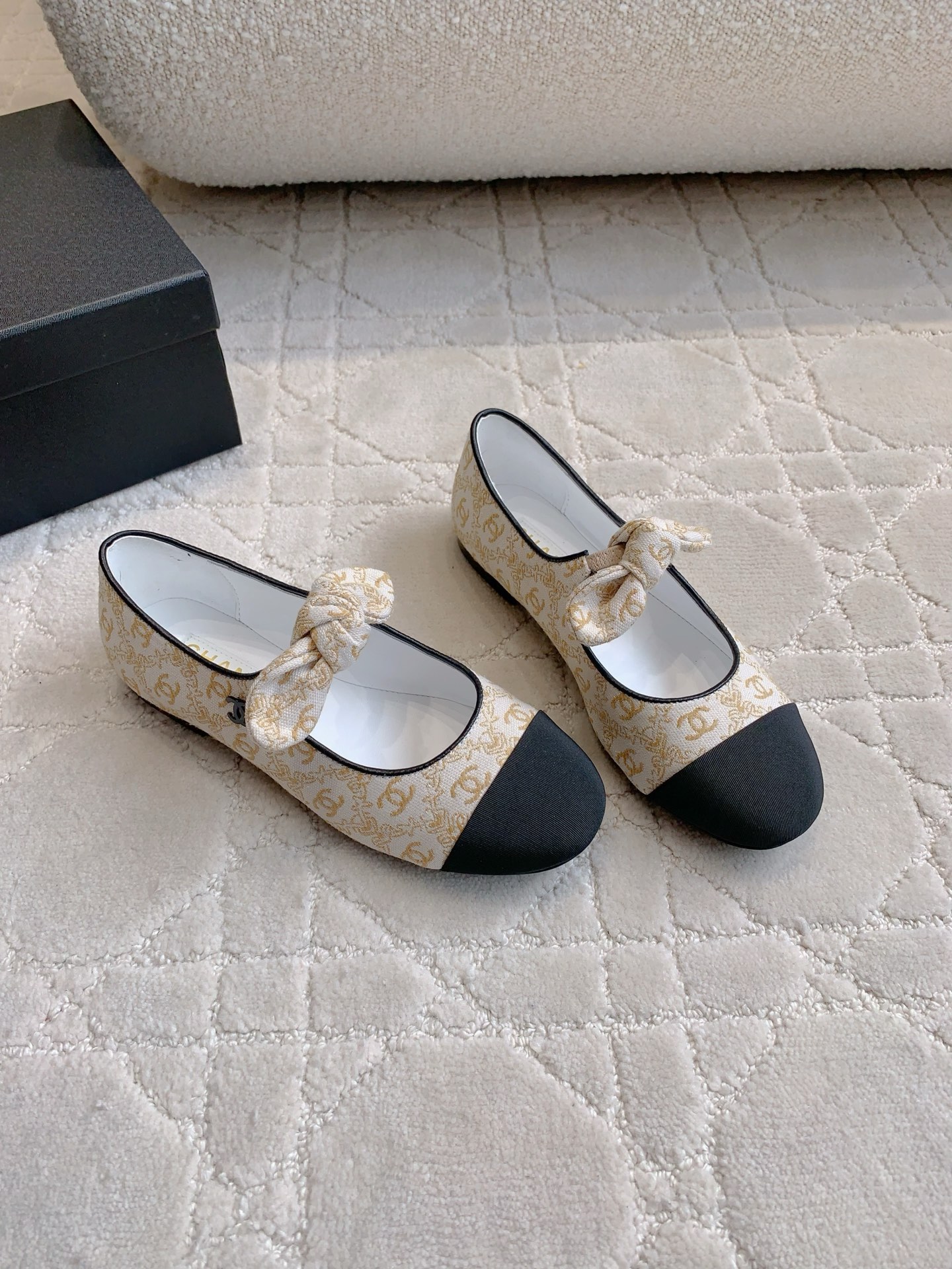 CHANEL 샤넬 플랫 슈즈 단화 신발