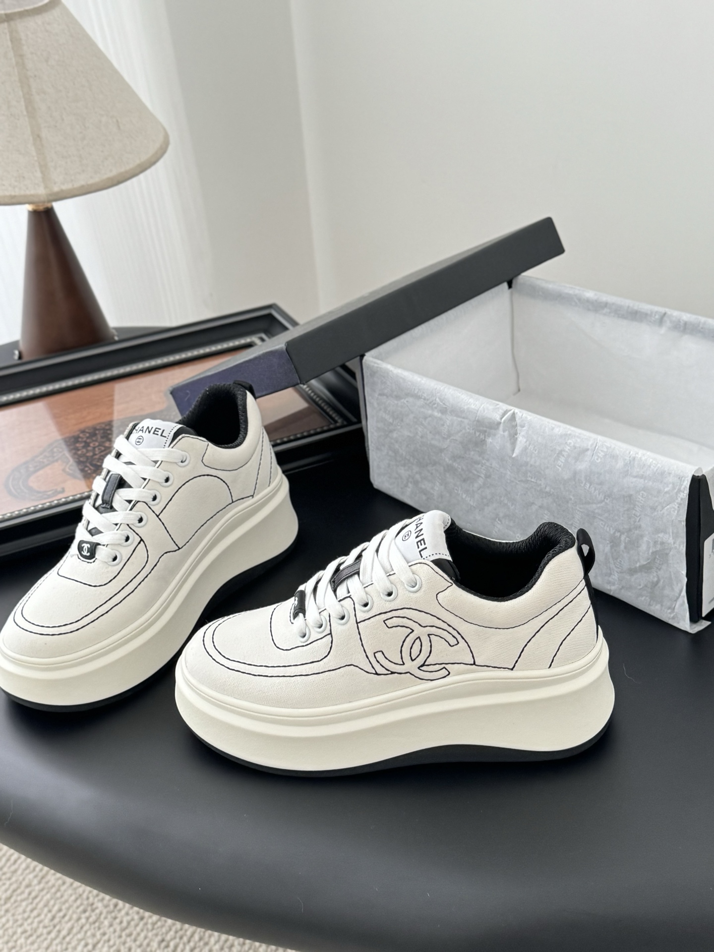 Chanel 샤넬 스니커즈 신발