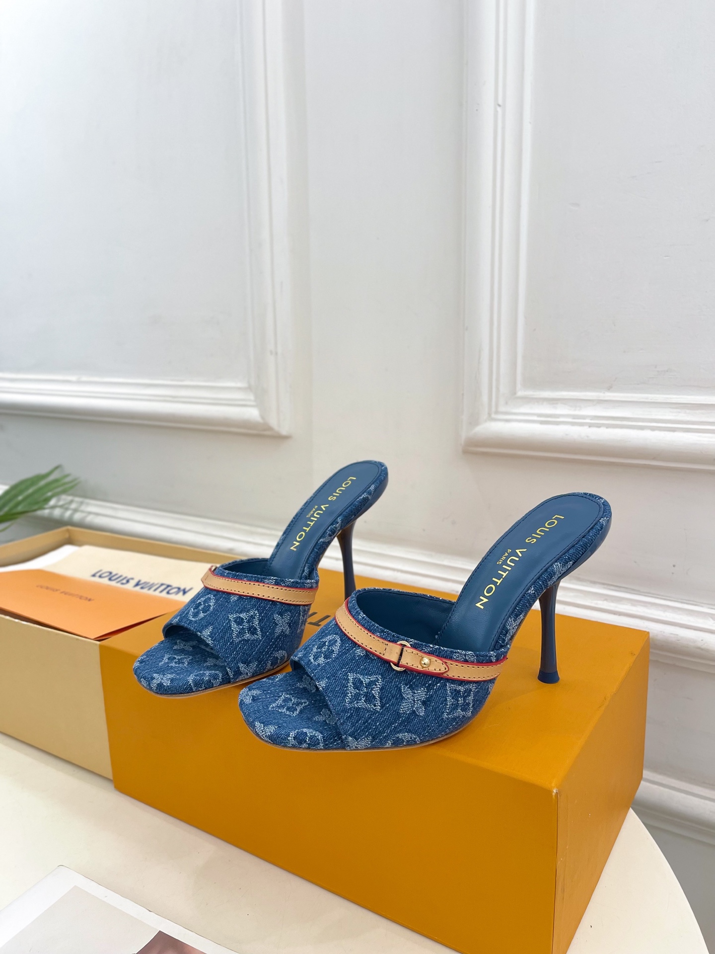LV 루이비통 힐 샌들 신발