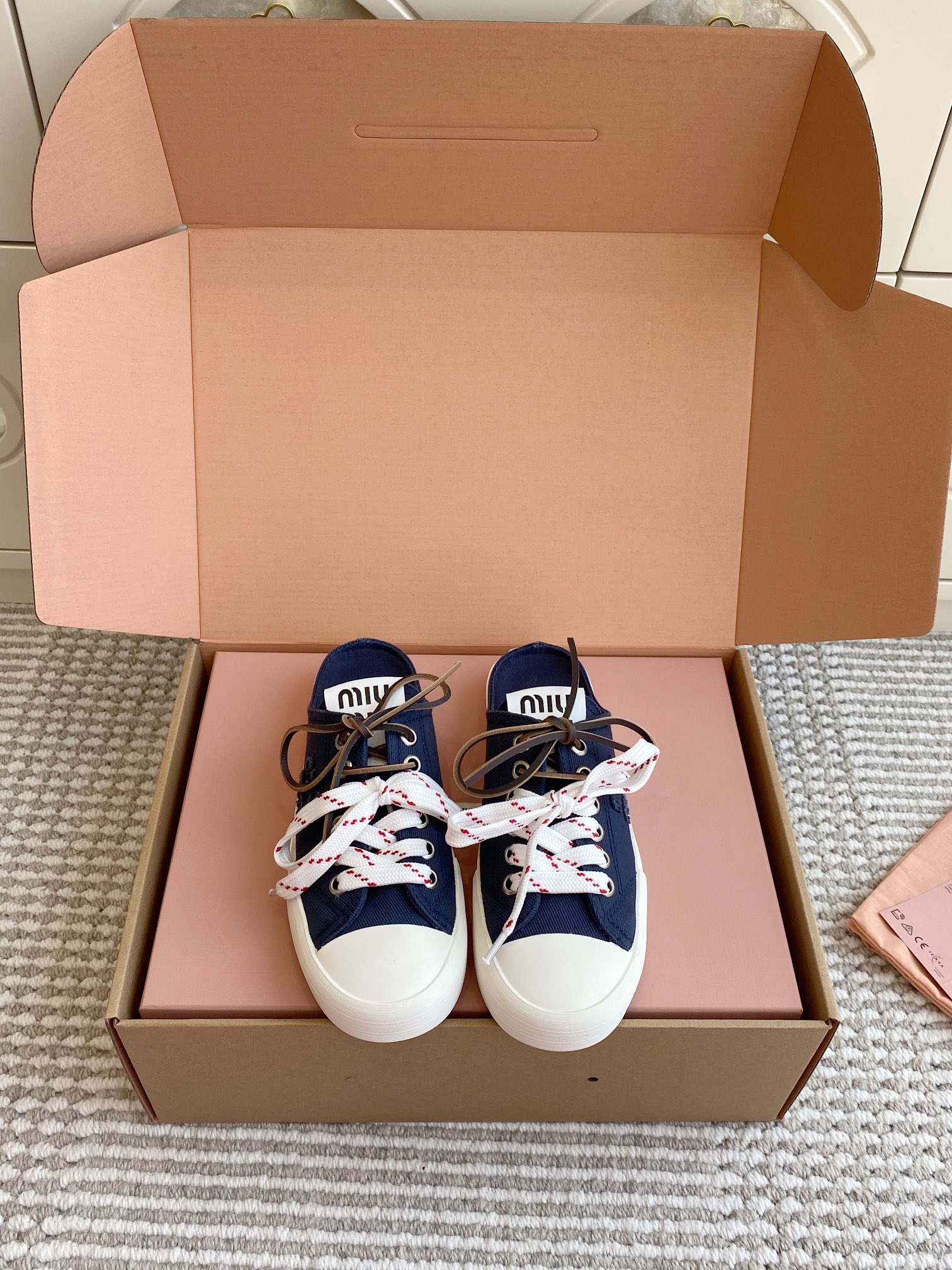 miumiu 미우미우 반슬리퍼 뮬 스니커즈 신발