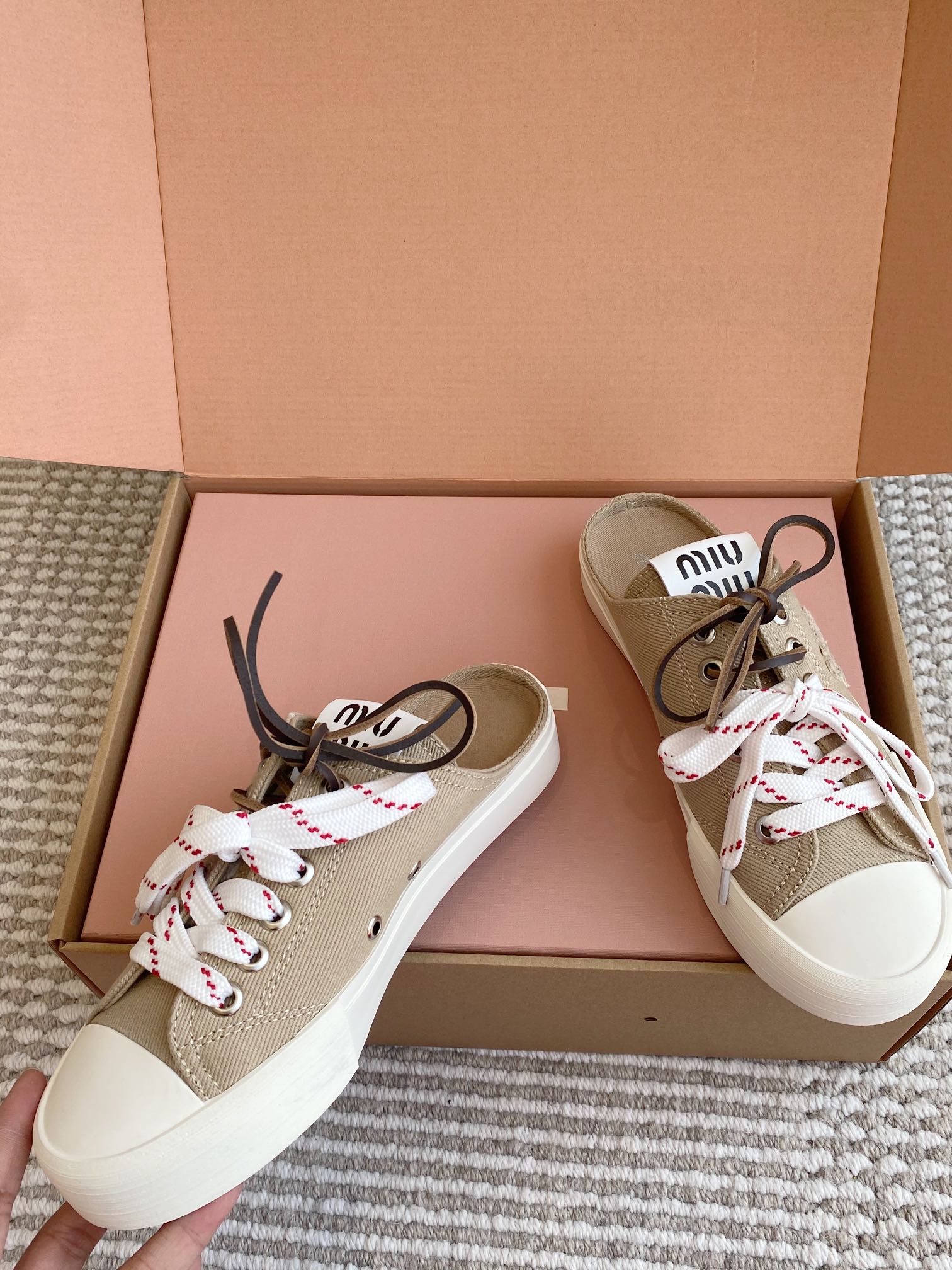 miumiu 미우미우 반슬리퍼 뮬 스니커즈 신발