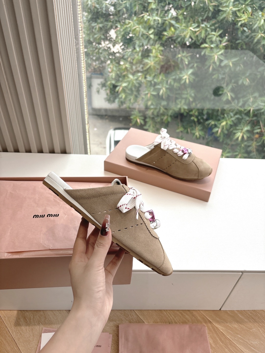 miumiu 미우미우 뮬 스니커즈 반슬리퍼 신발