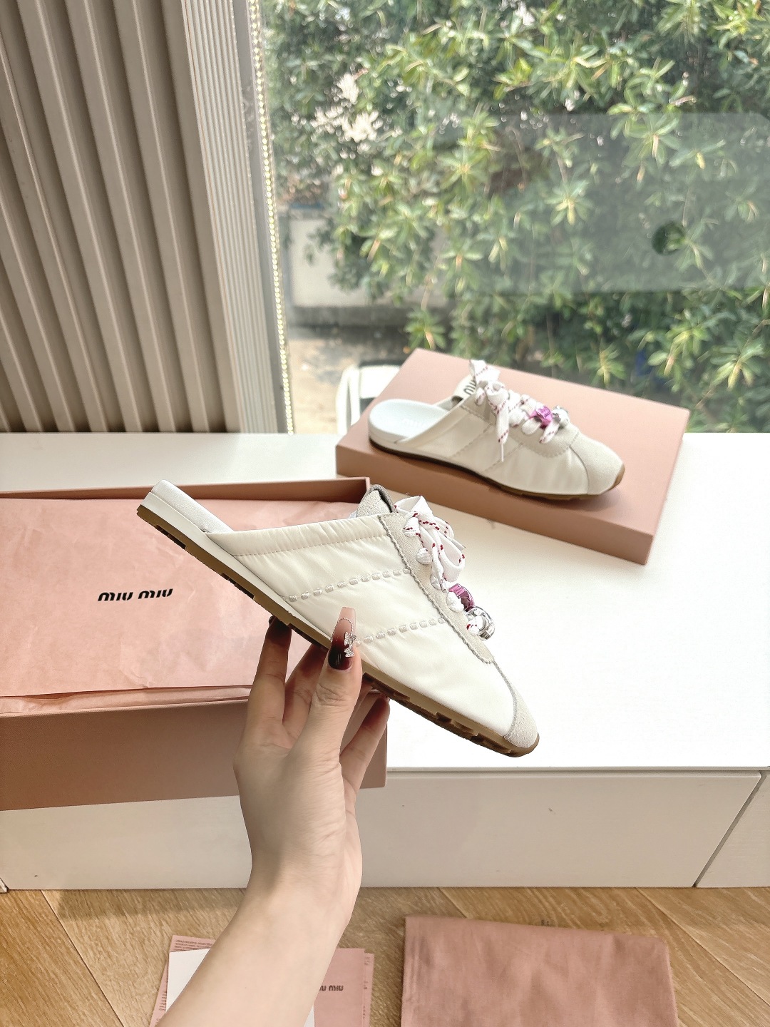 miumiu 미우미우 뮬 스니커즈 반슬리퍼 신발